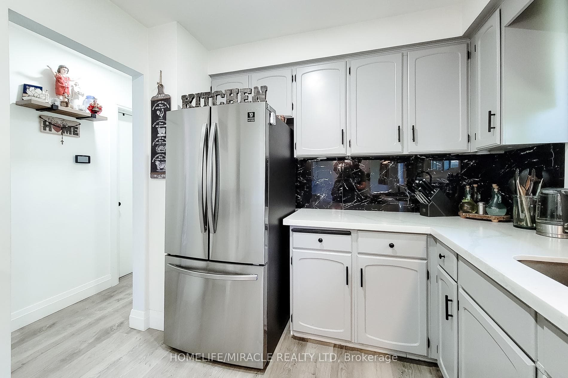 12 Maitland Avenue photo 25