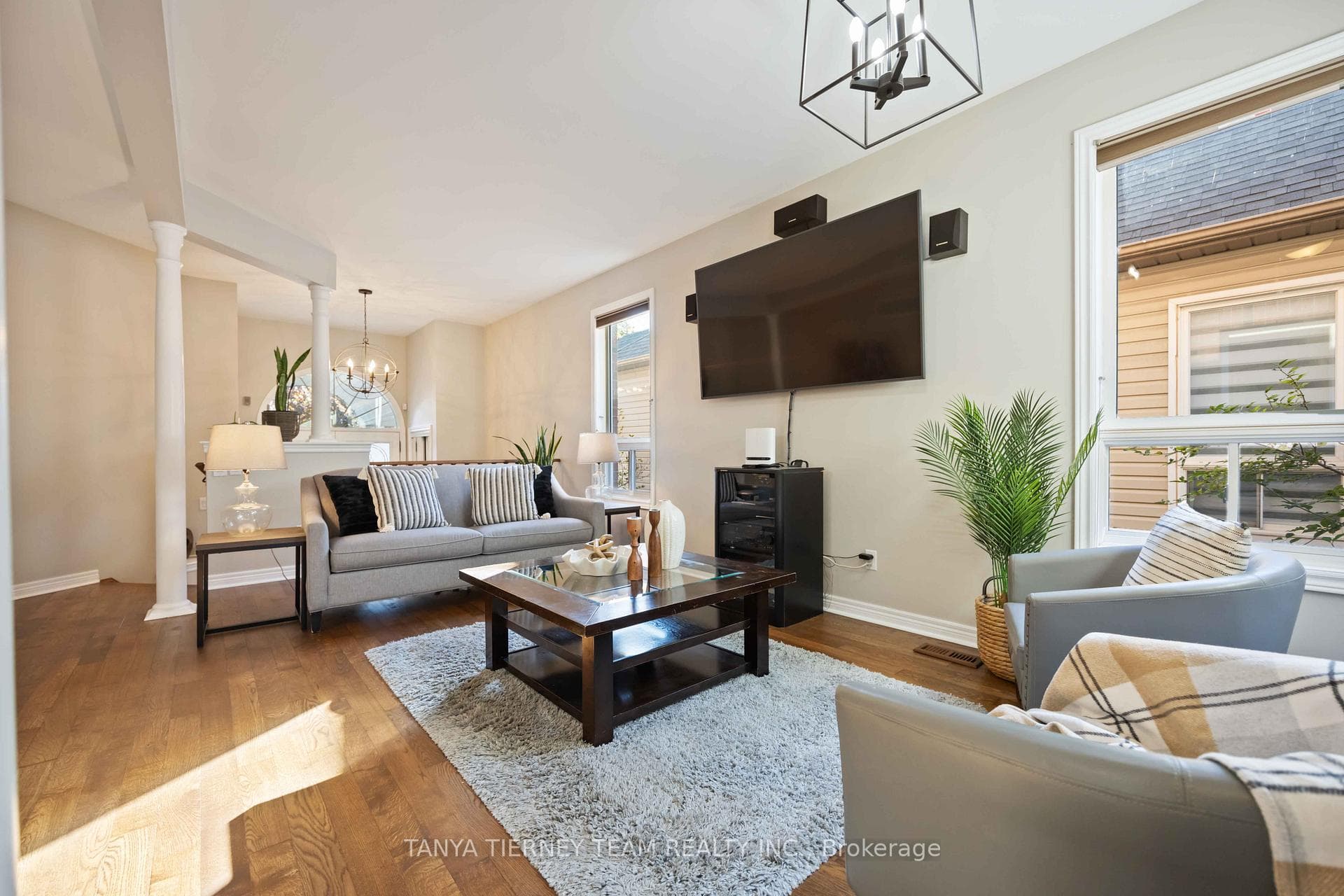 16 Cody Avenue photo 10