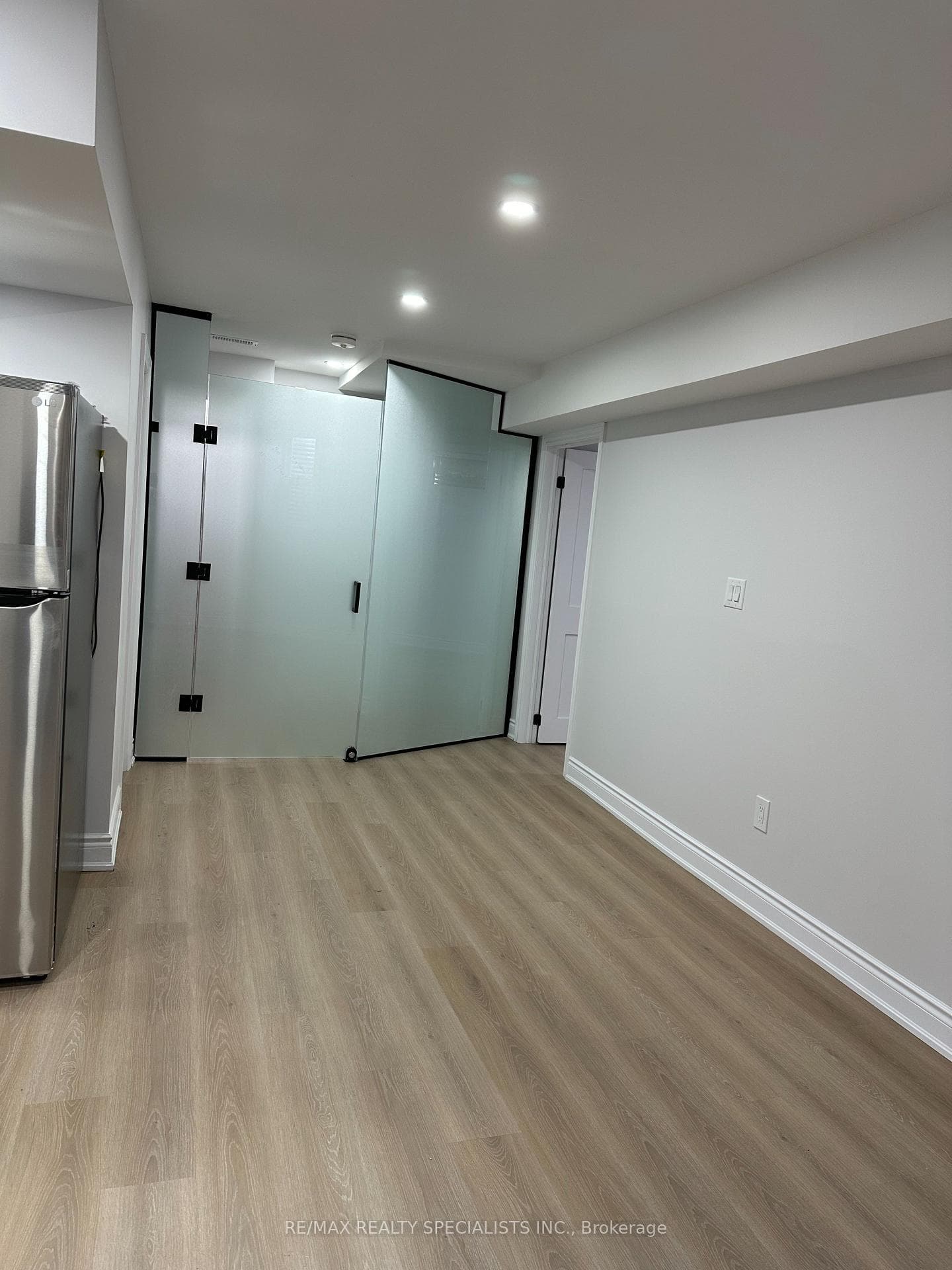 25 Henry Moody Drive photo 4