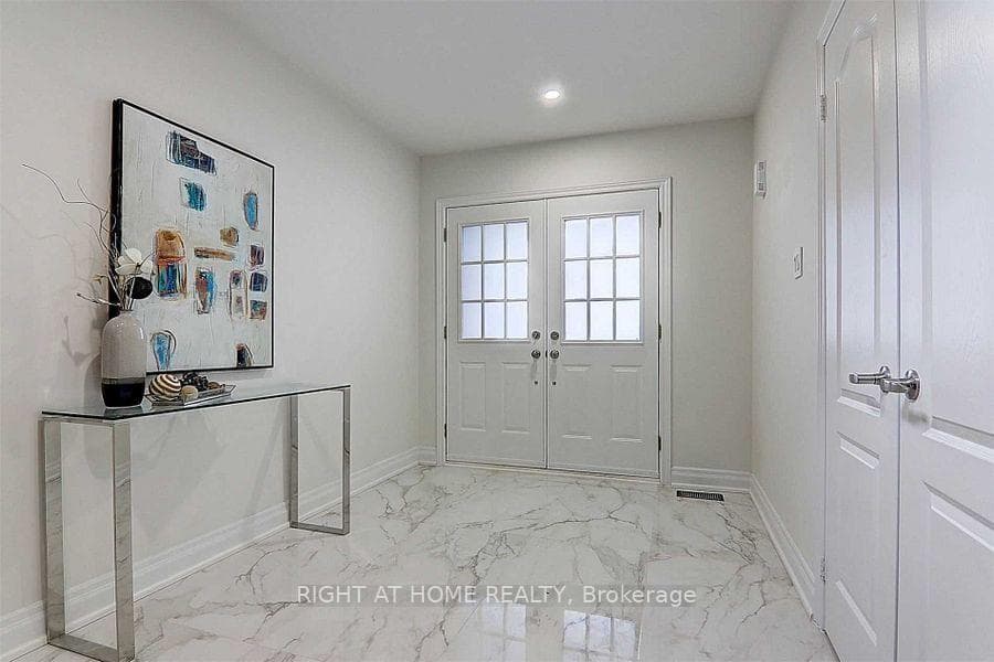 57 Bayswater Avenue photo 2