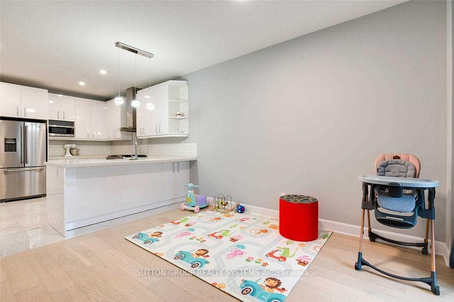 2610 Kettering Place Unit 17 photo 11