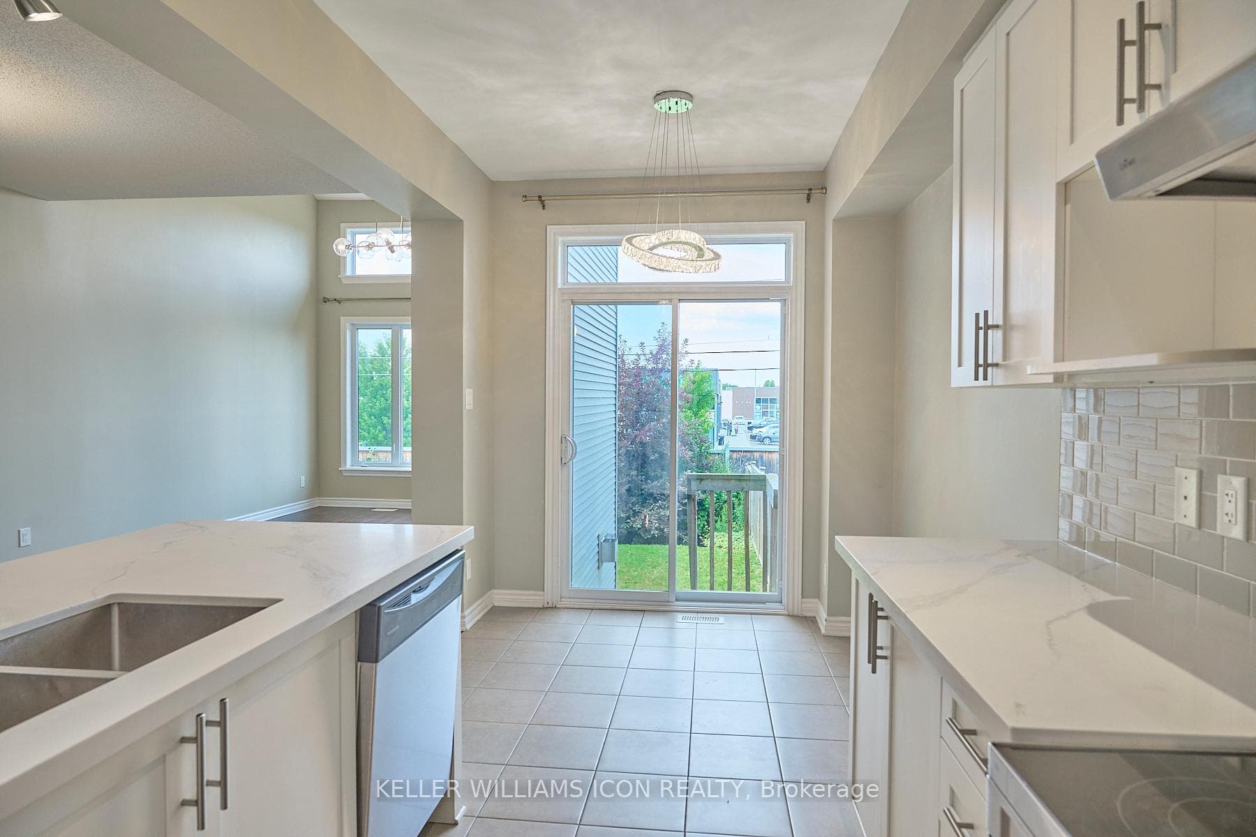 571 Remnor Avenue photo 22