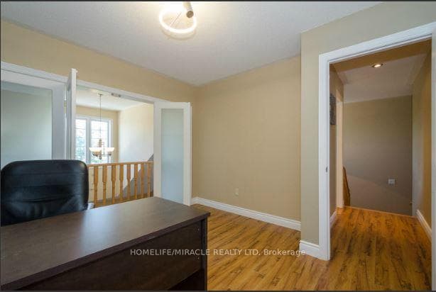 30 Masters Green Crescent photo 24