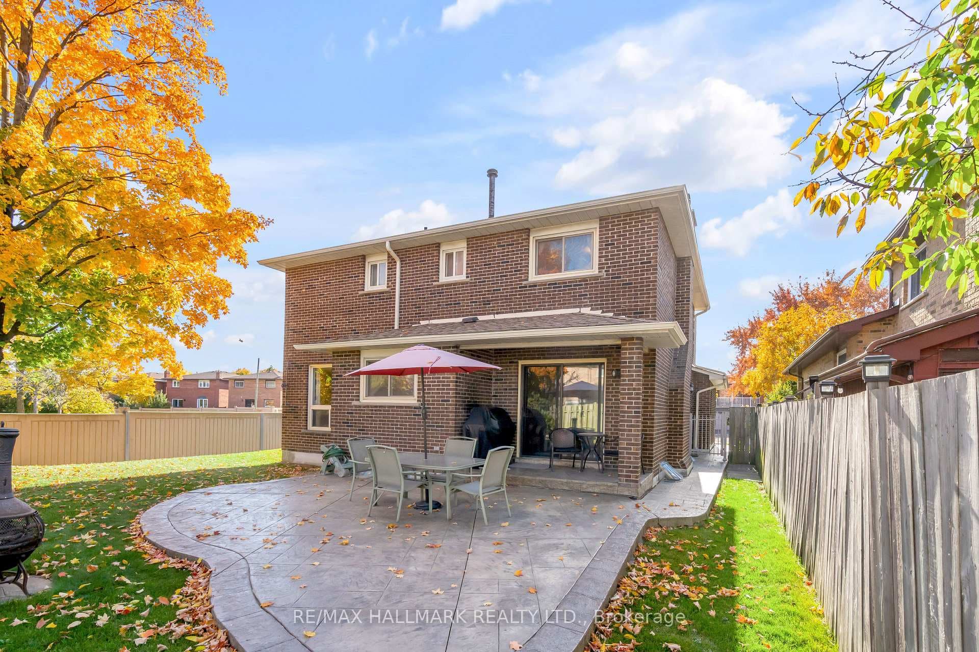 281 Chalfield Lane photo 39