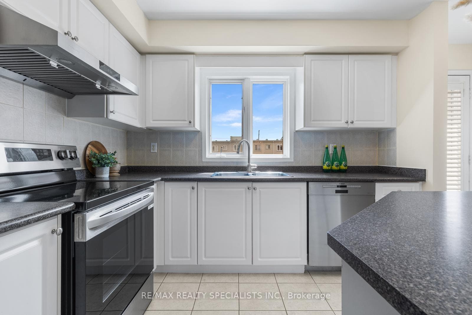 201 Tenth Street Unit 8 photo 6