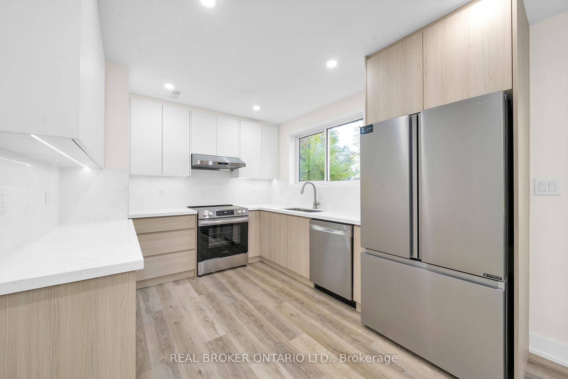 36 Marthclare Avenue photo 14