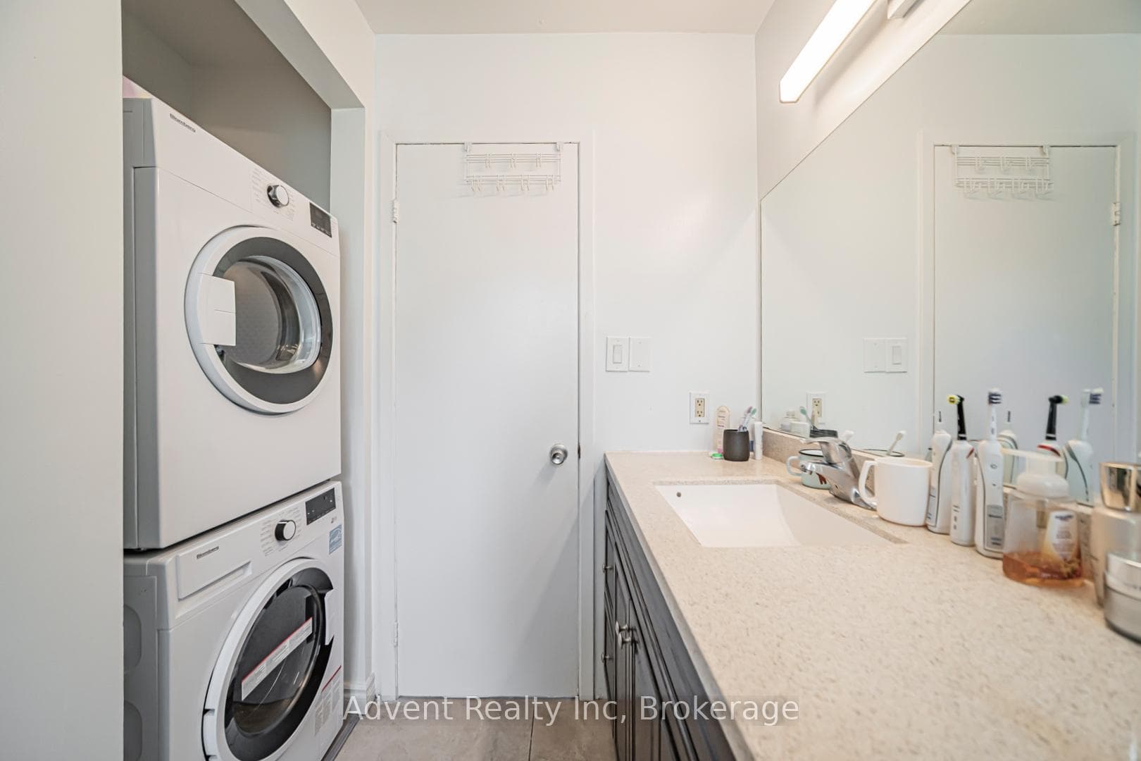 95 Pringle Avenue photo 38
