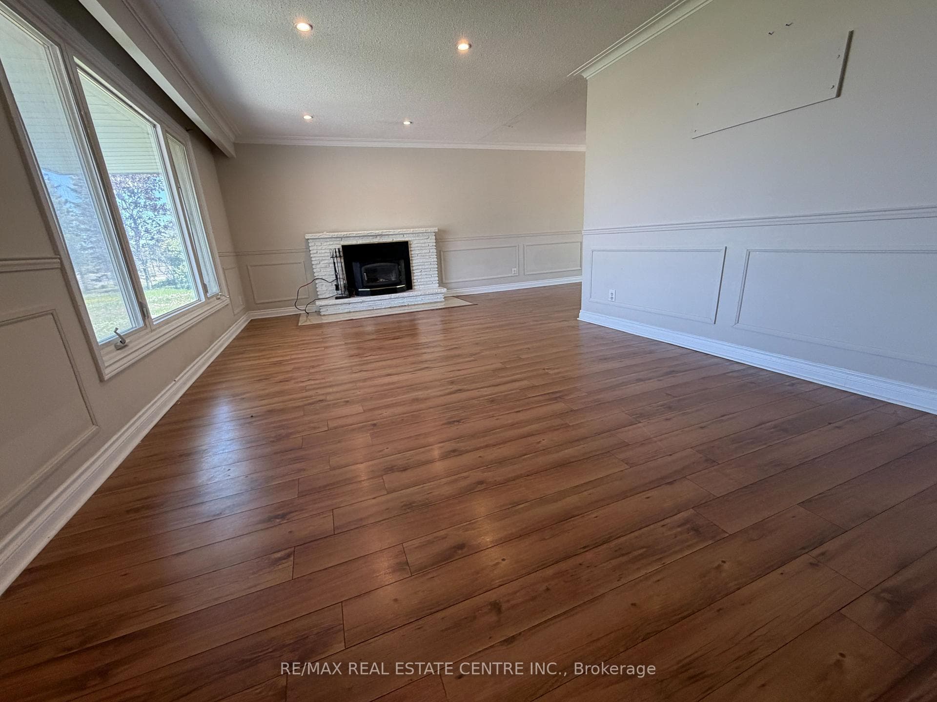 11580 Britannia Road photo 7