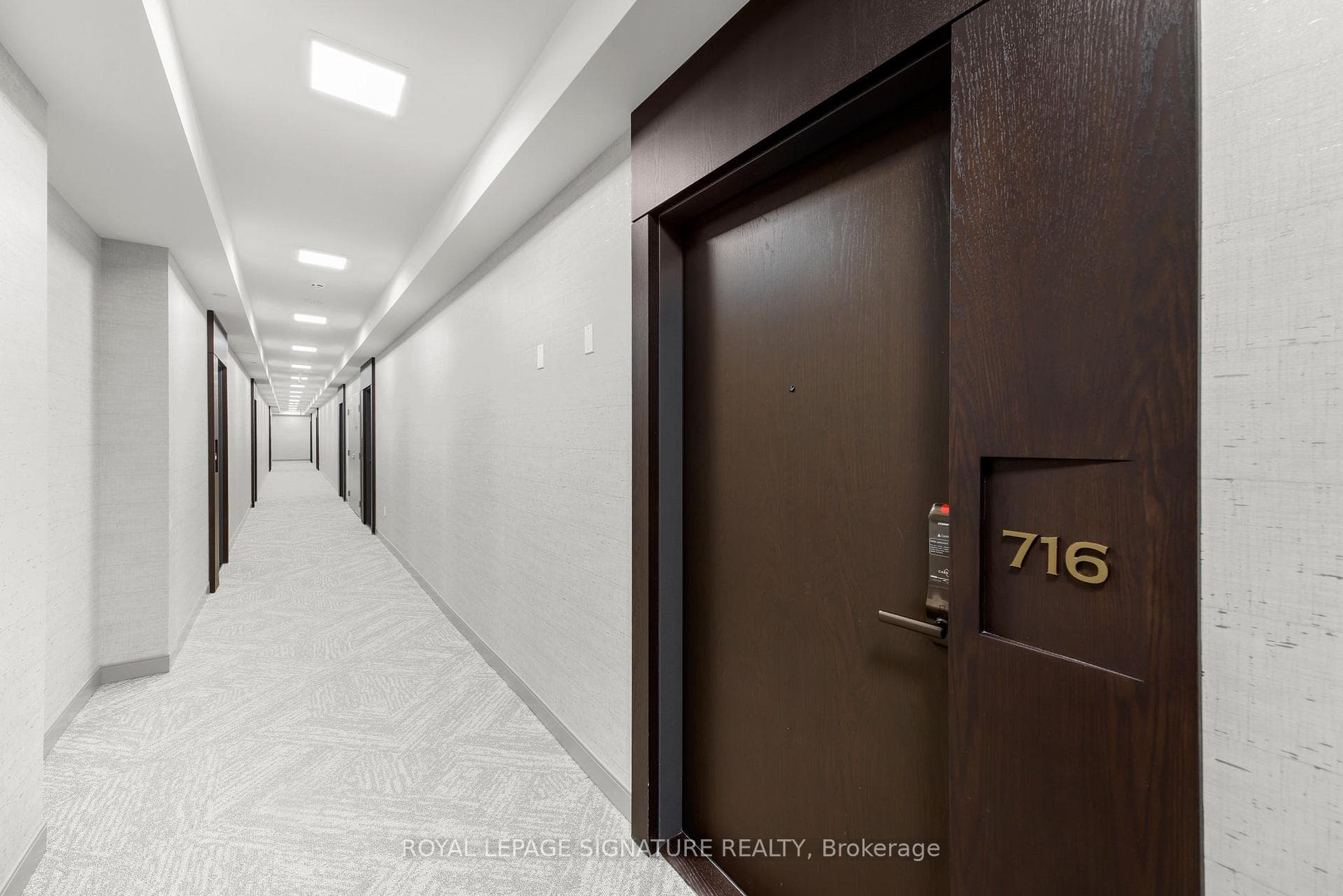 412 Silver Maple Road Unit 716 photo 2