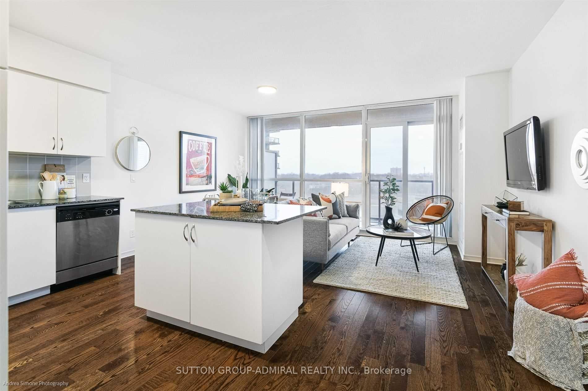 2230 Lake Shore Boulevard Unit 603 photo 6