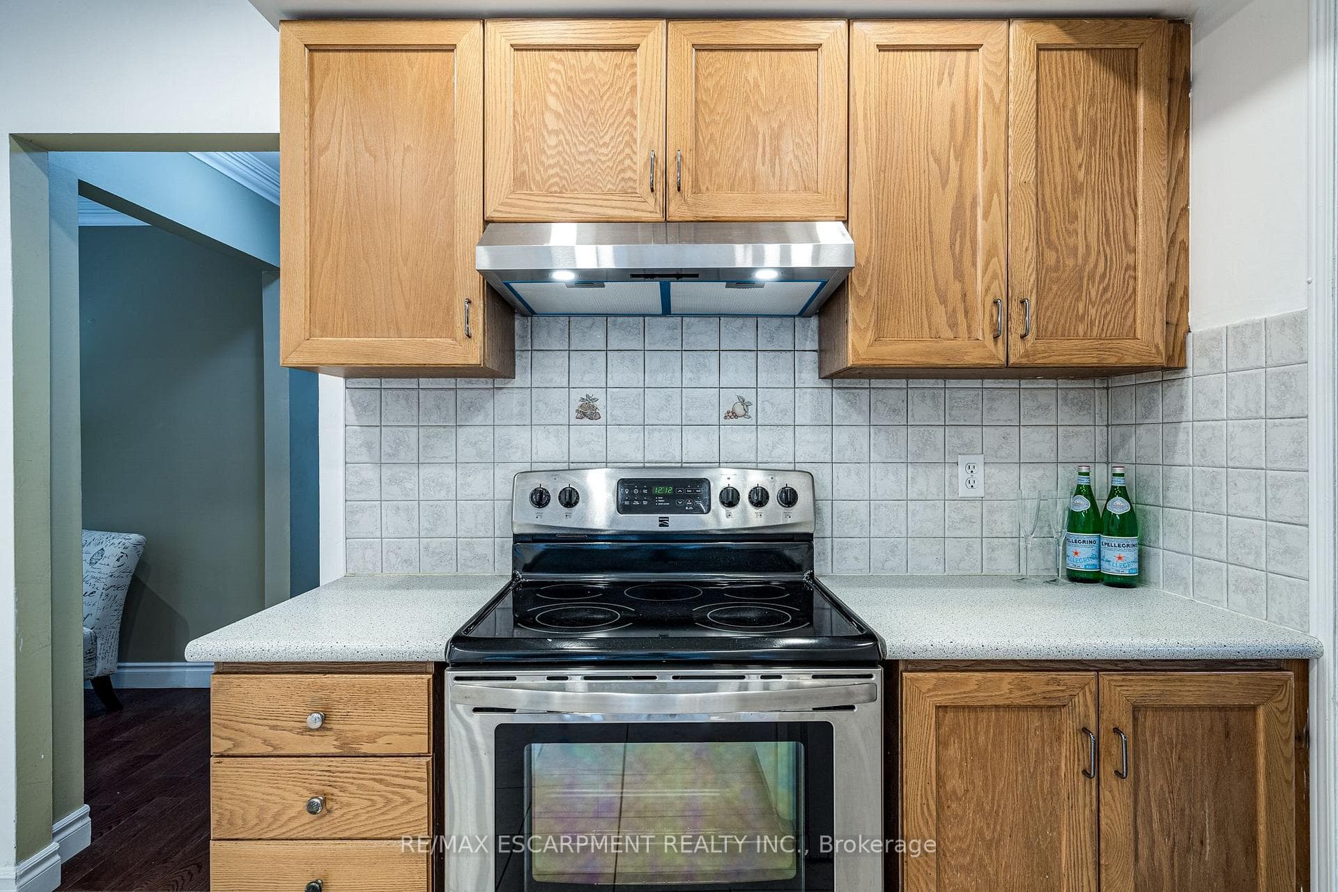 2120 Madden Boulevard photo 10