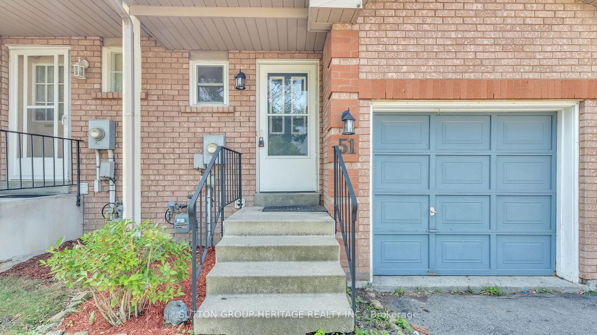 51 Wallace Drive photo 5