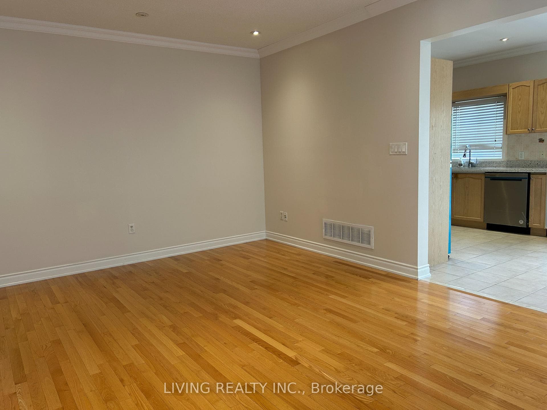 52 Martell Gate photo 17