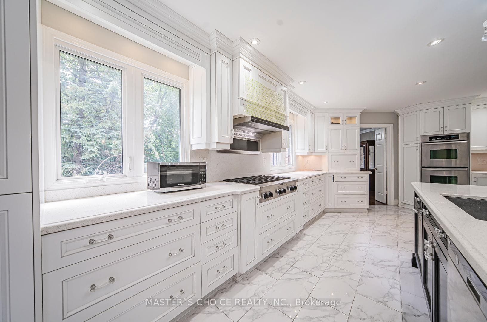 5 Saddletree Drive photo 10