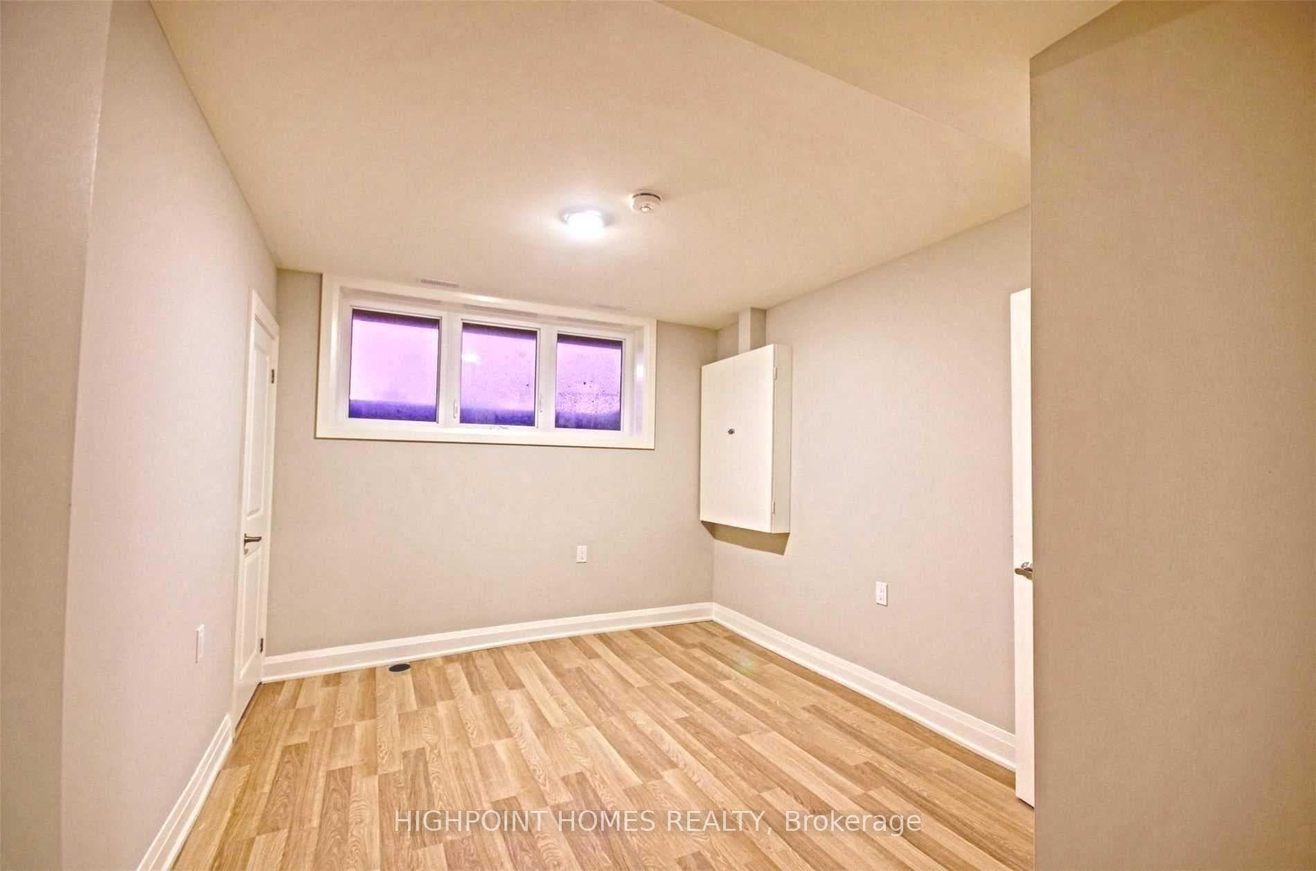 452 Midland Avenue photo 26