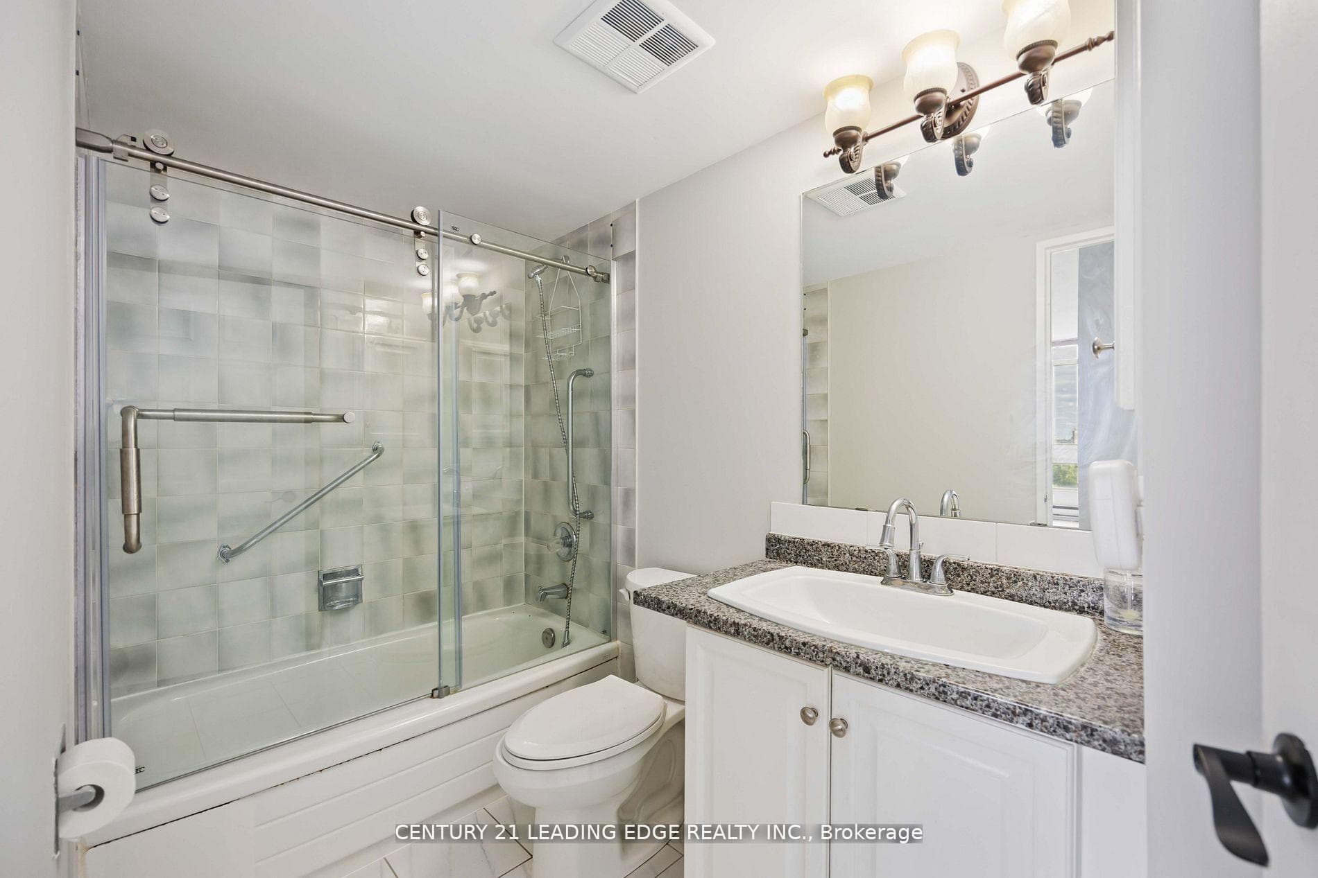 3233 Eglinton Avenue Unit 1001 photo 17