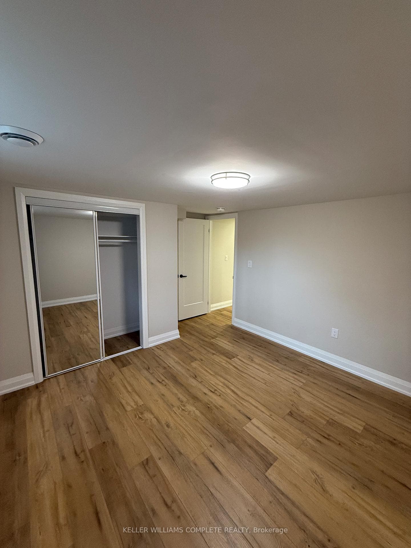 10 FISHER Crescent photo 29