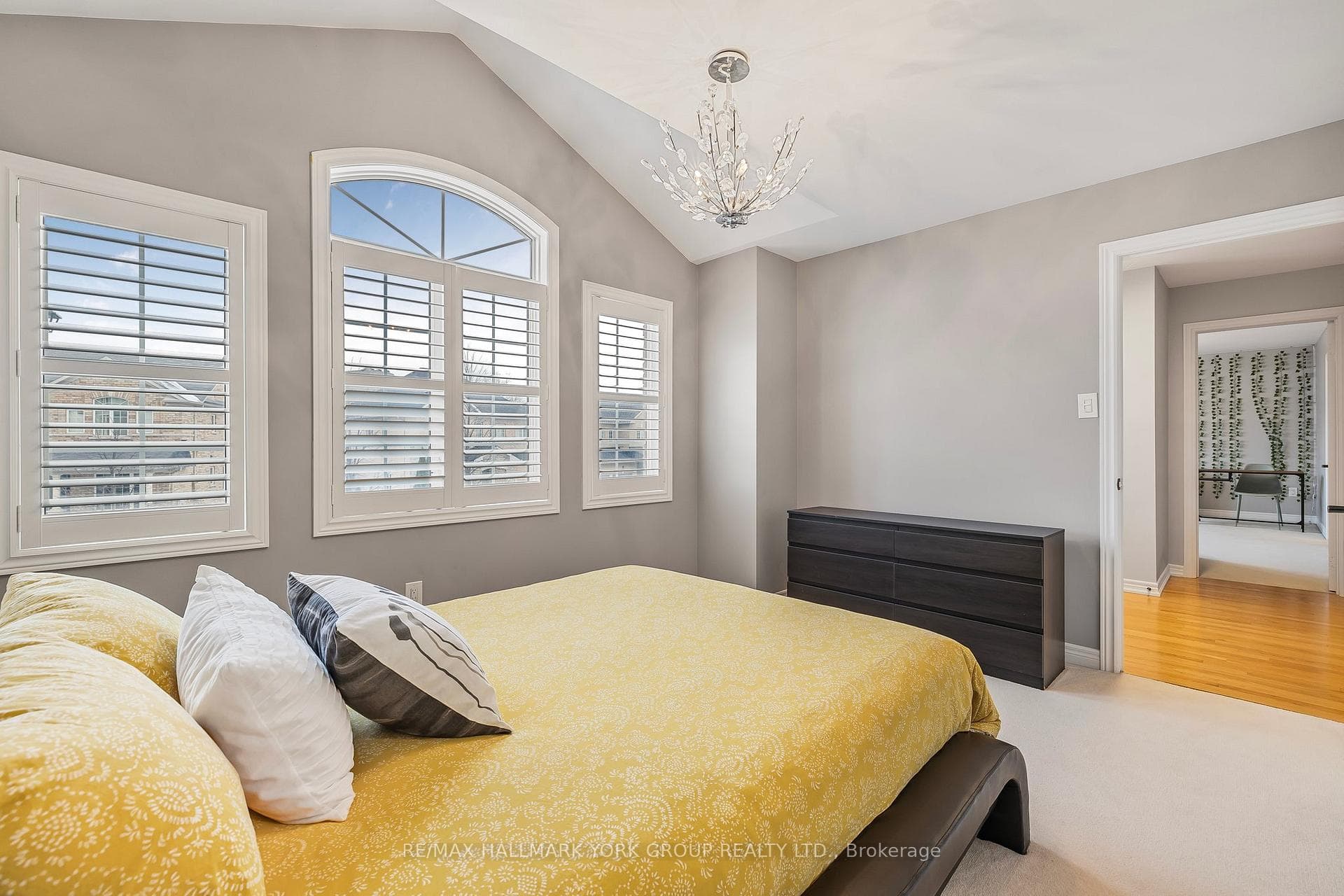 63 Pointon Street photo 20