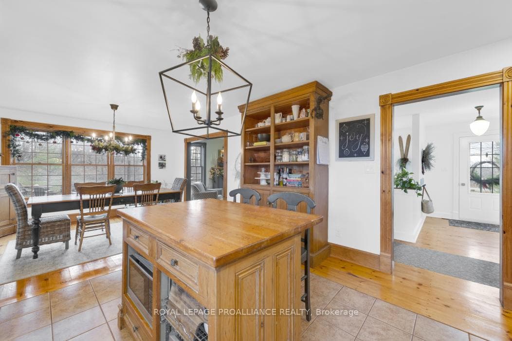 136 Cole Road photo 17