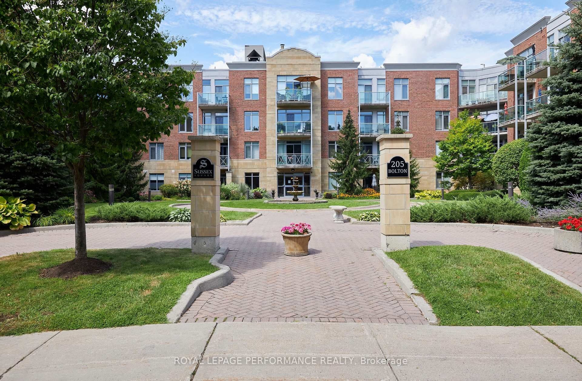 205 Bolton Street Unit 332 photo 1