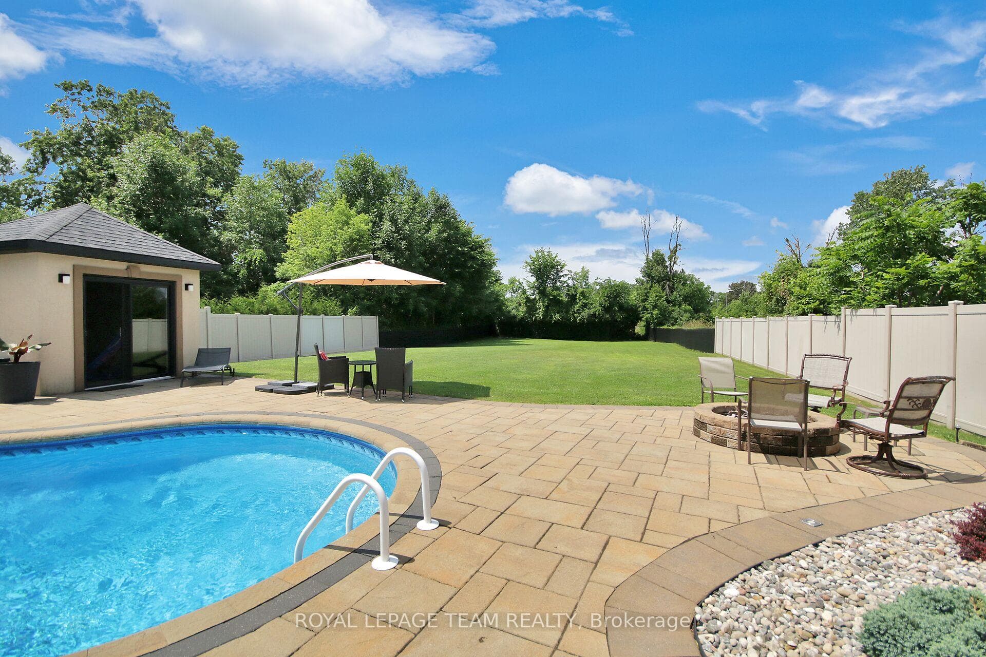 1419 Balmoral Drive photo 46