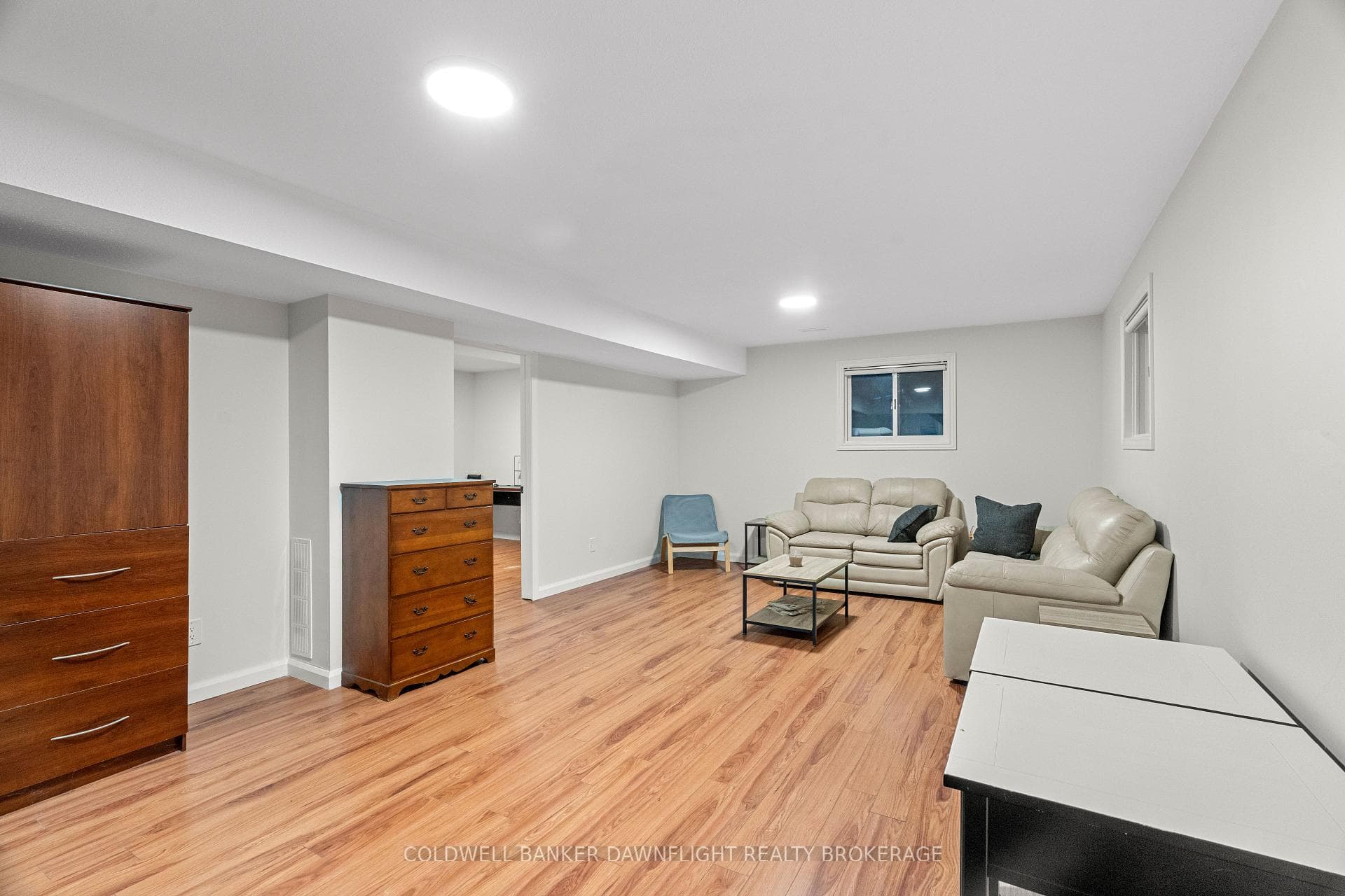 210 Prince Arthur Street photo 27