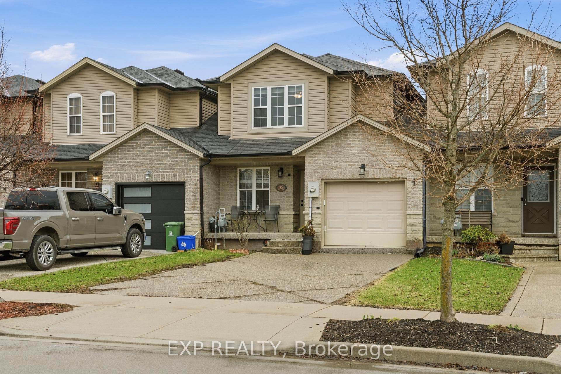 35 Thames Way photo 2