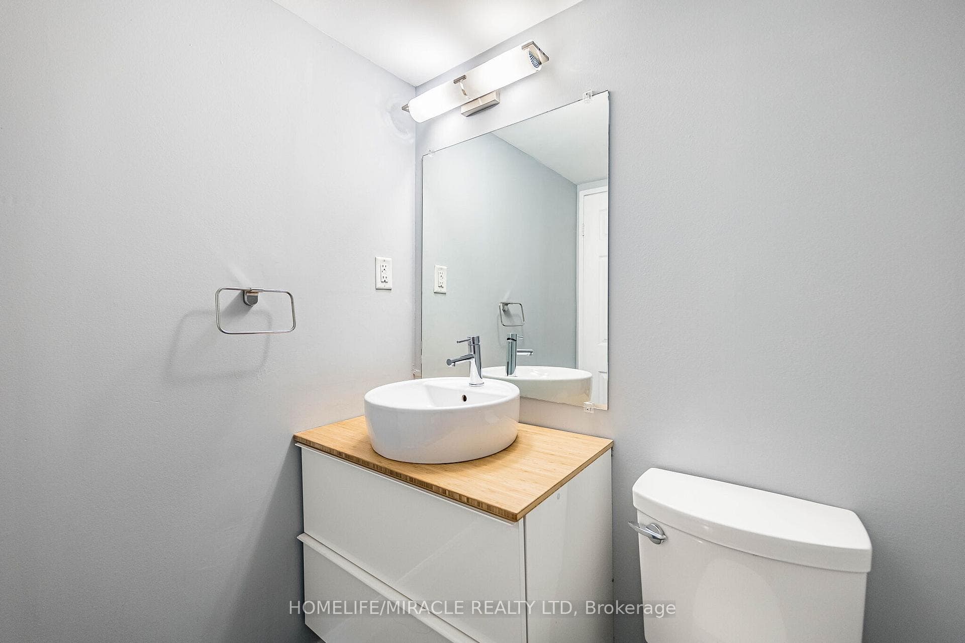 150 Charlton Avenue Unit 1408 photo 26