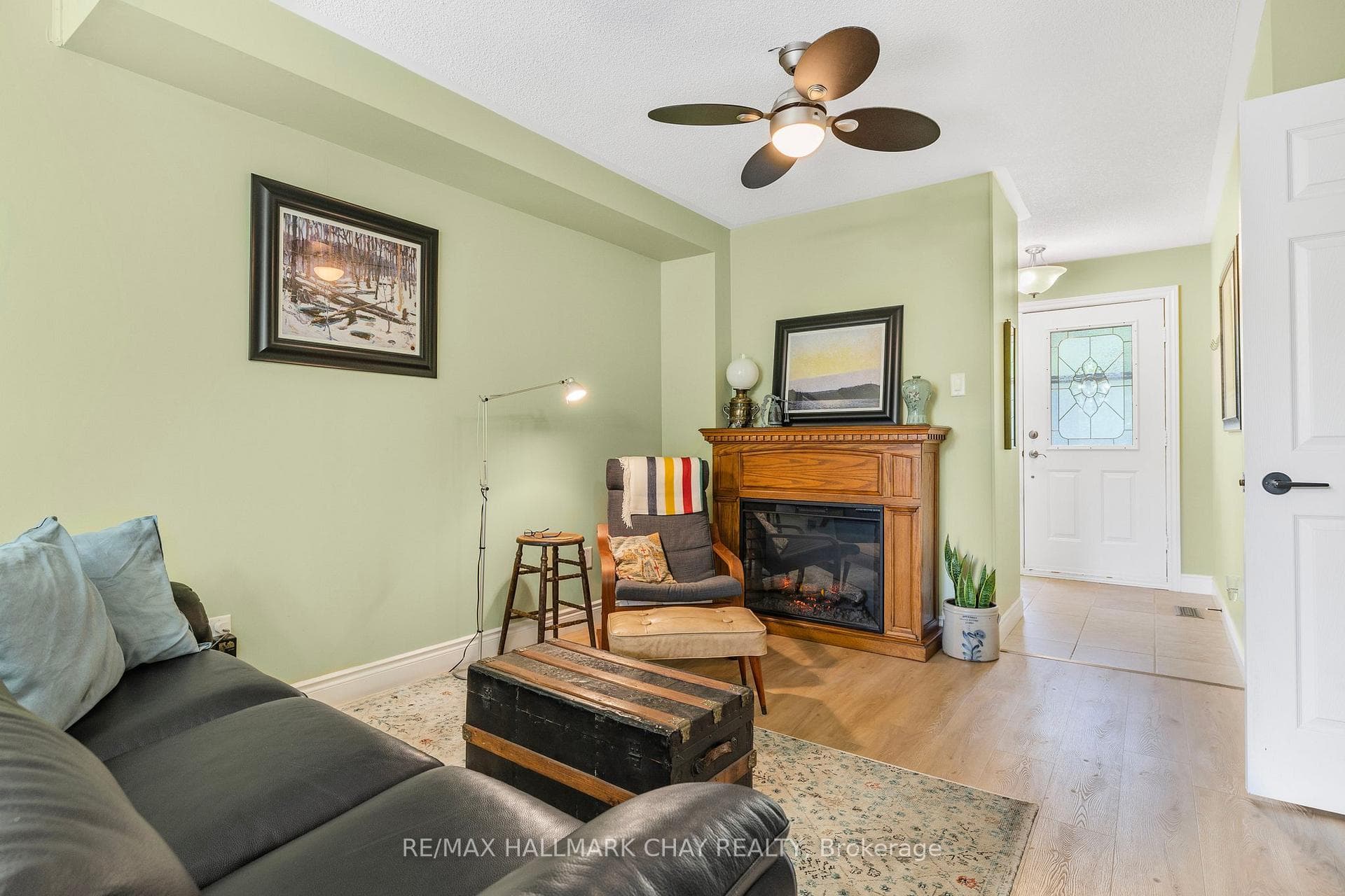 41 Lyfytt Crescent photo 4