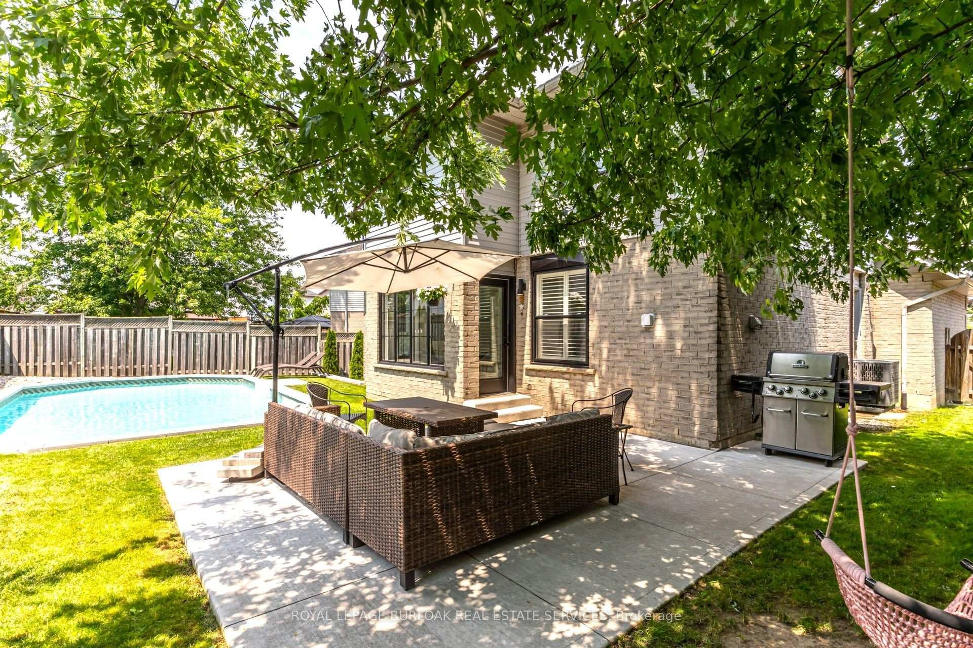 34 Amblecote Place photo 44