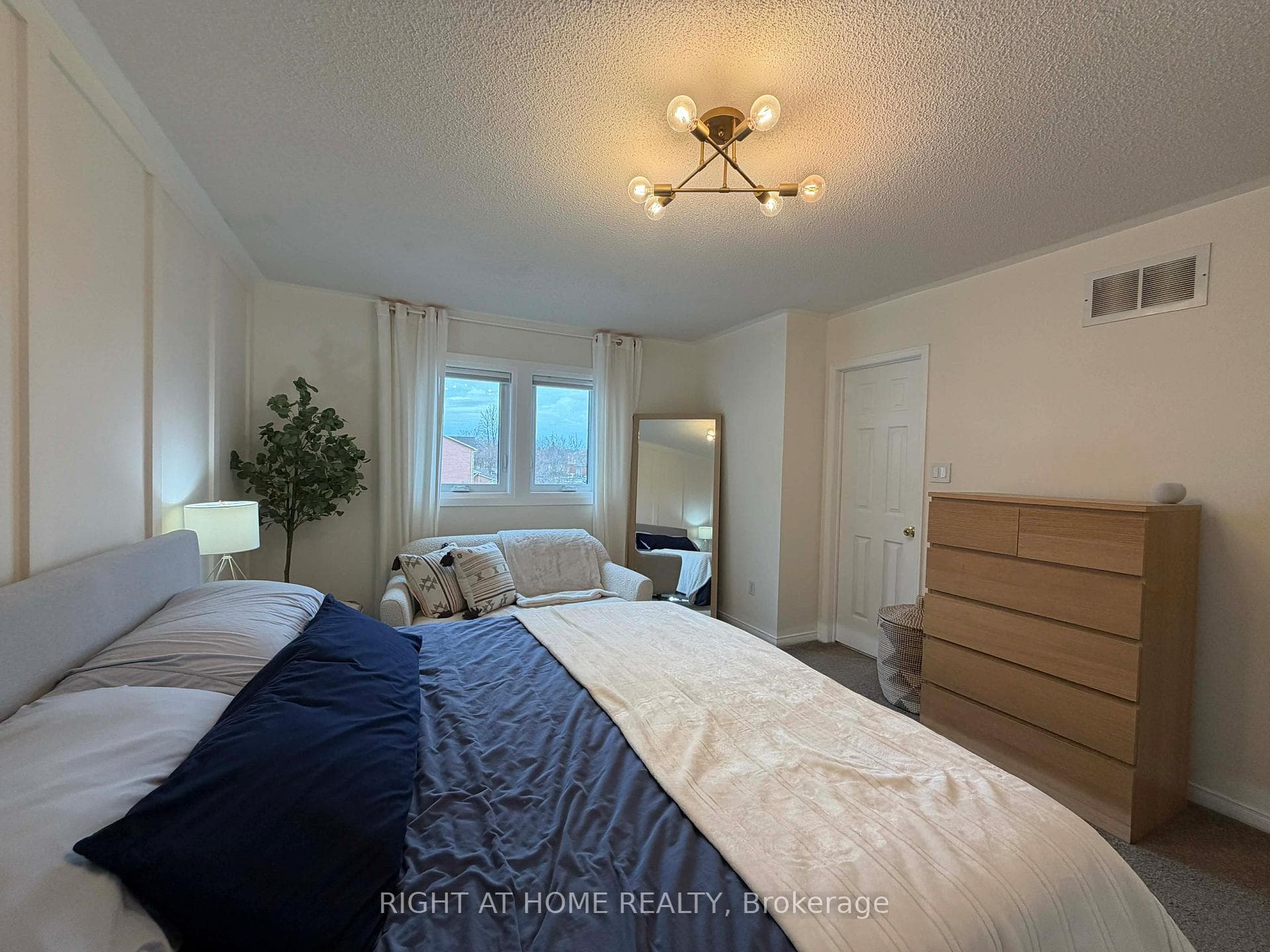 63 Candlebrook Drive photo 17