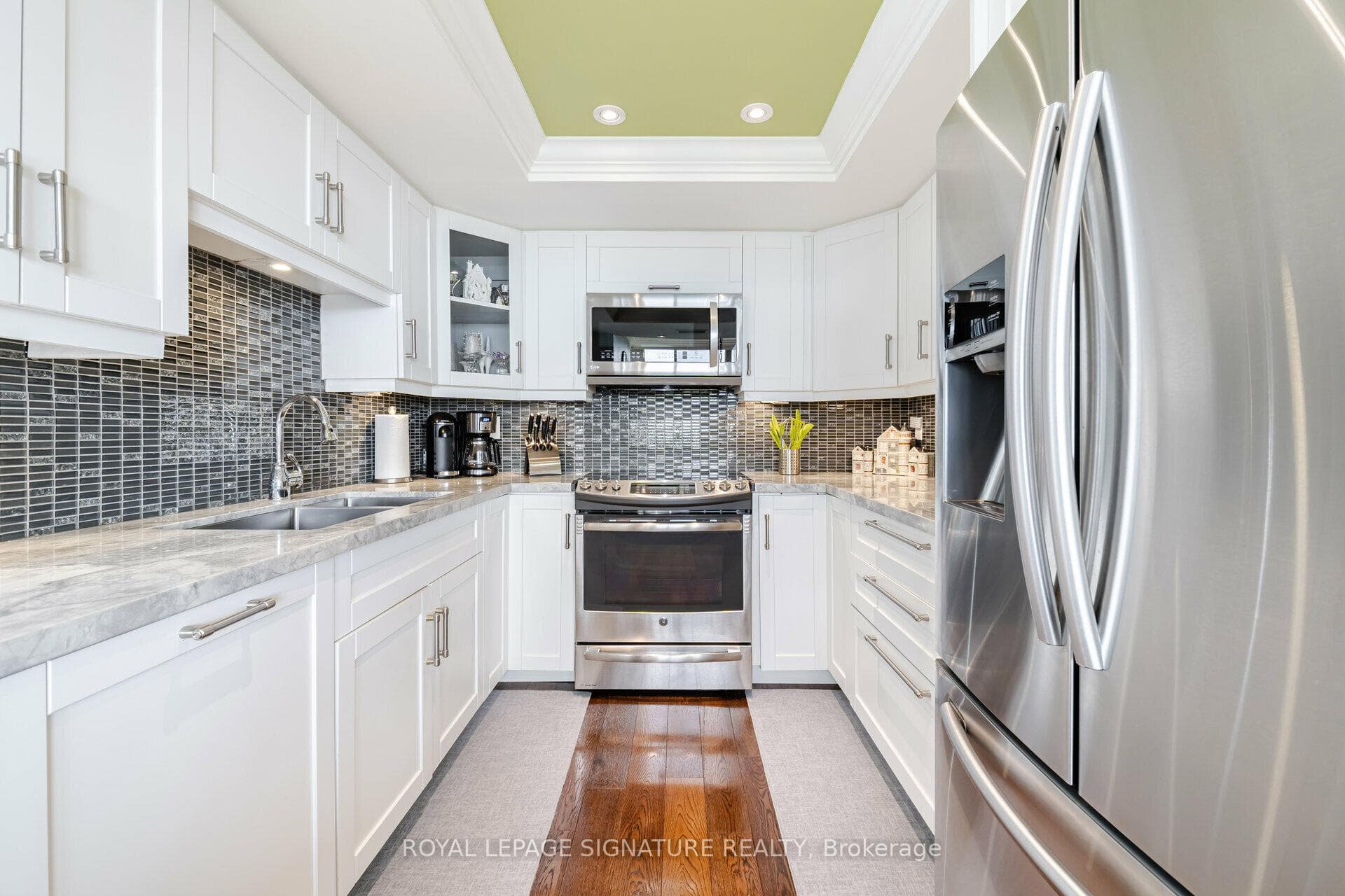 55 Kingsbridge Garden Circle Unit 1801 photo 11