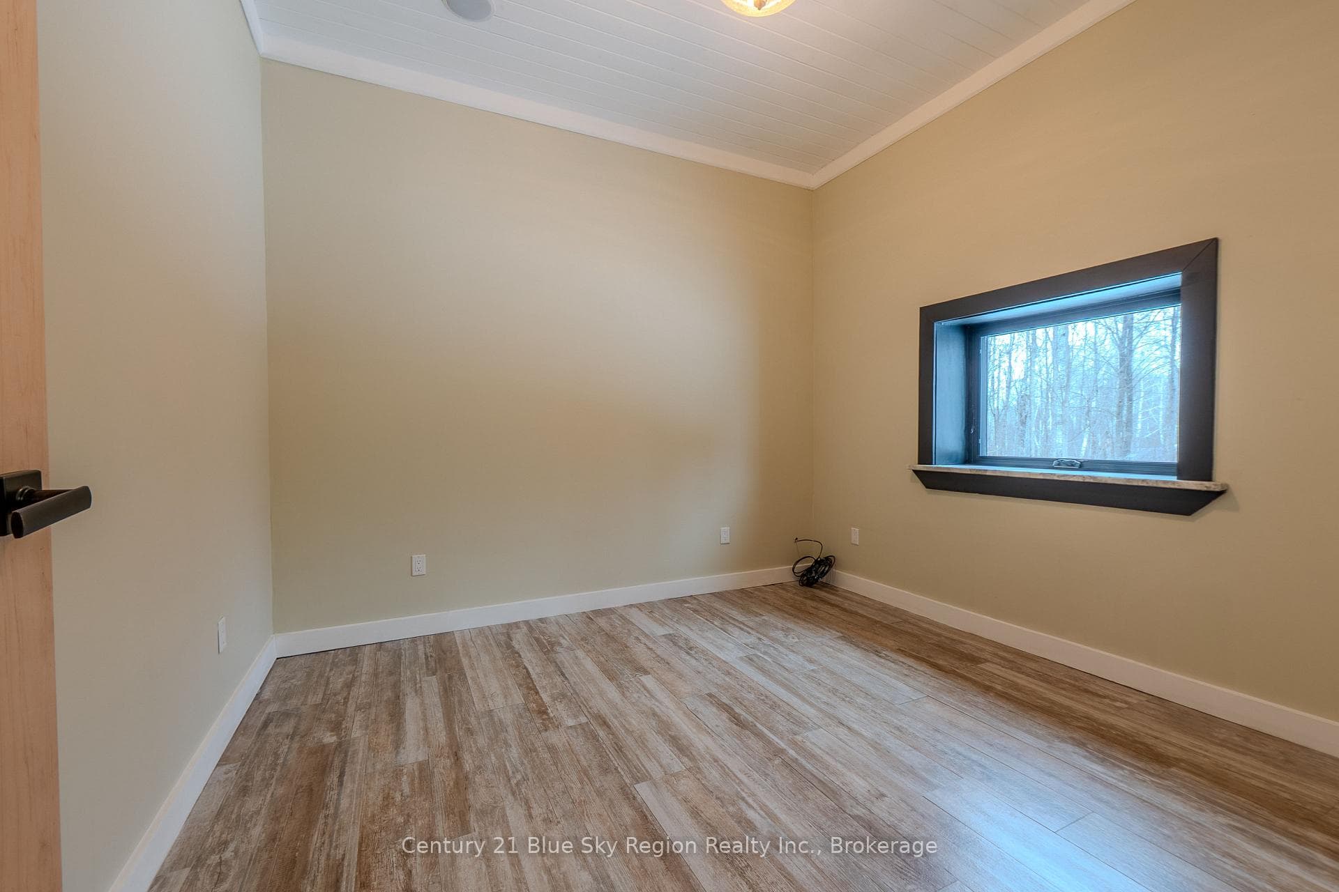 79 Hillcrest Road photo 24