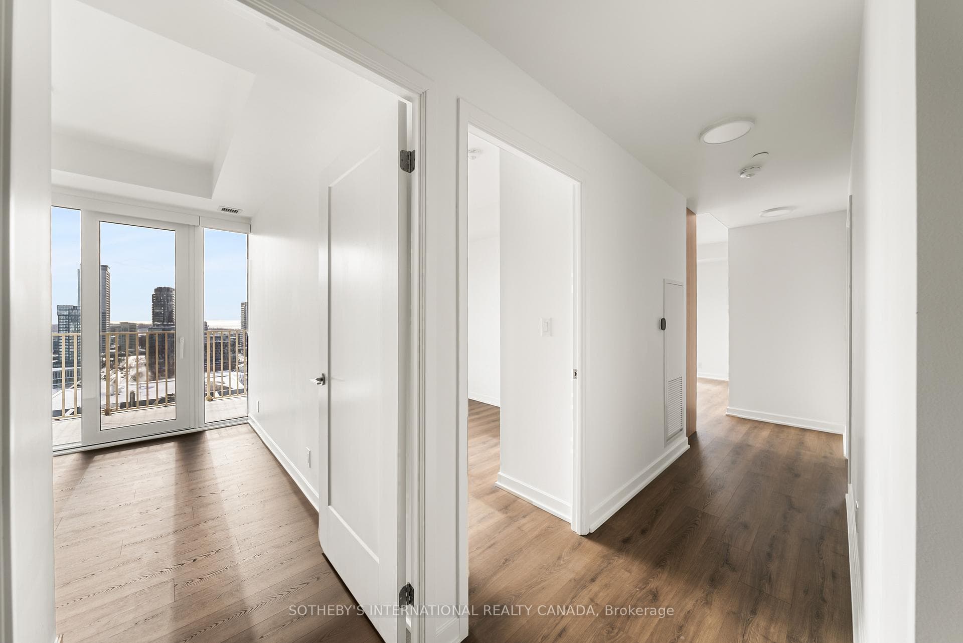 88 Bathurst Street Unit 1417 photo 10