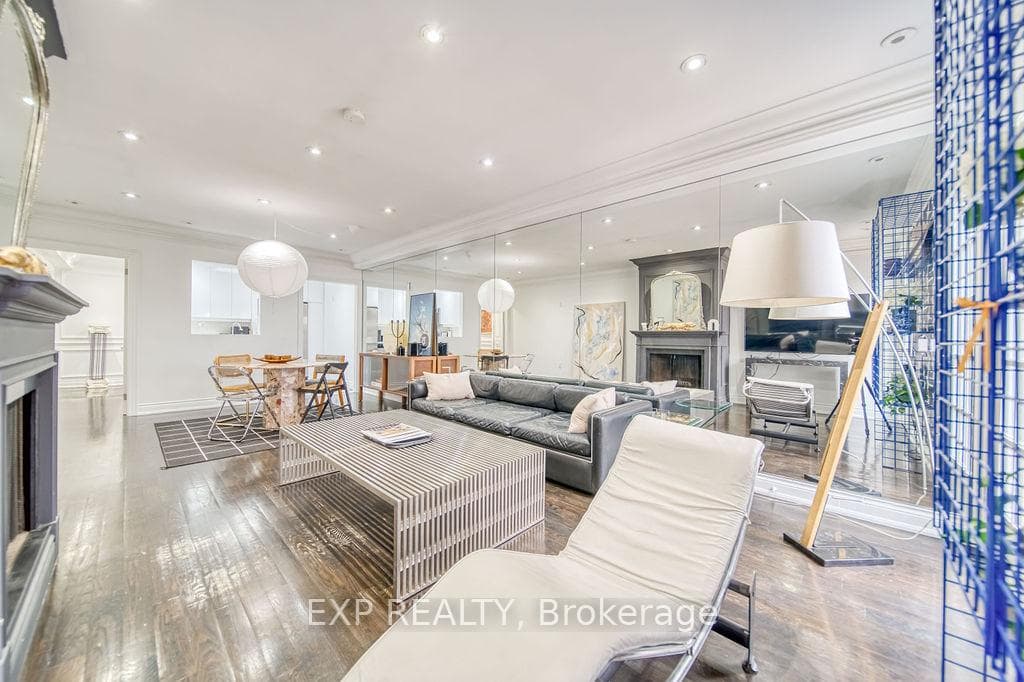 649 Dupont Street photo 8