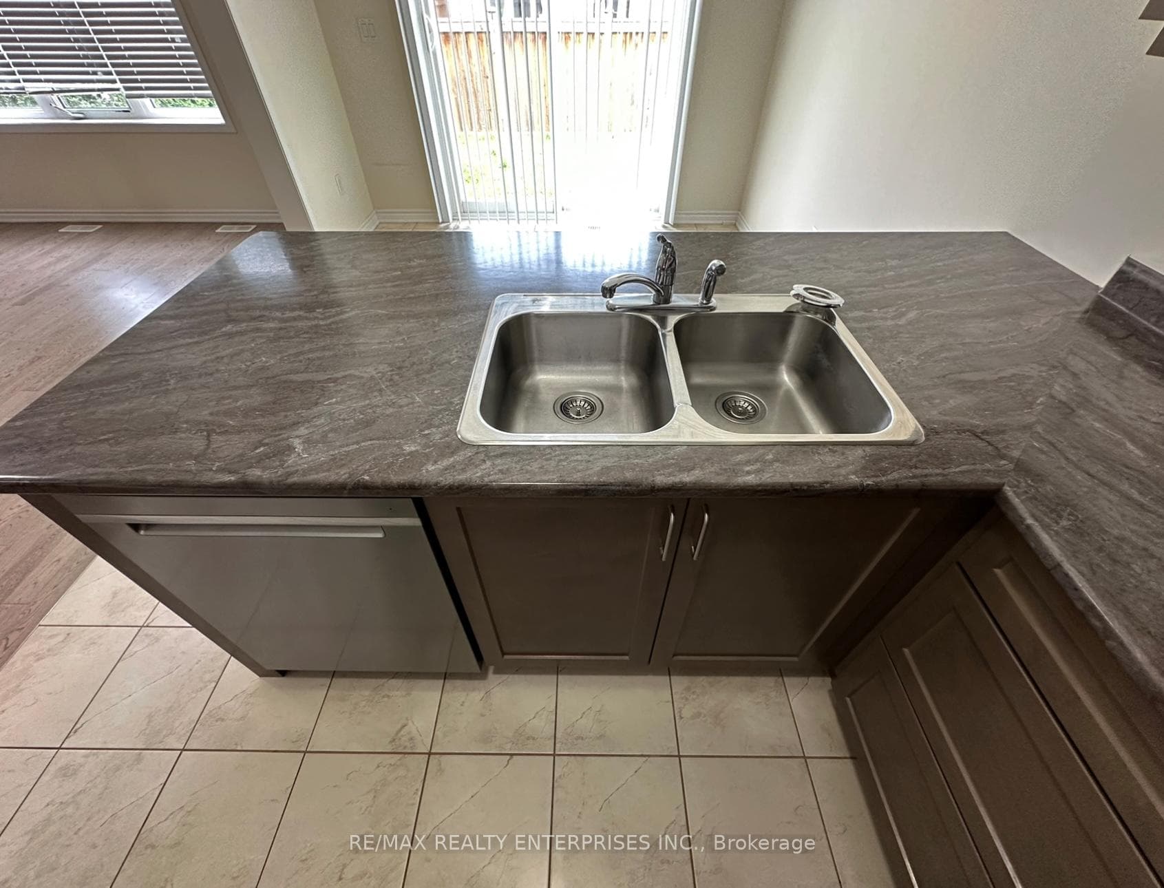 108 Celano Drive photo 32
