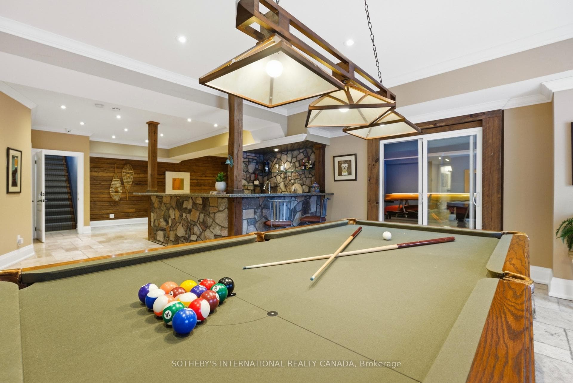 7 Ridgewood Court photo 25