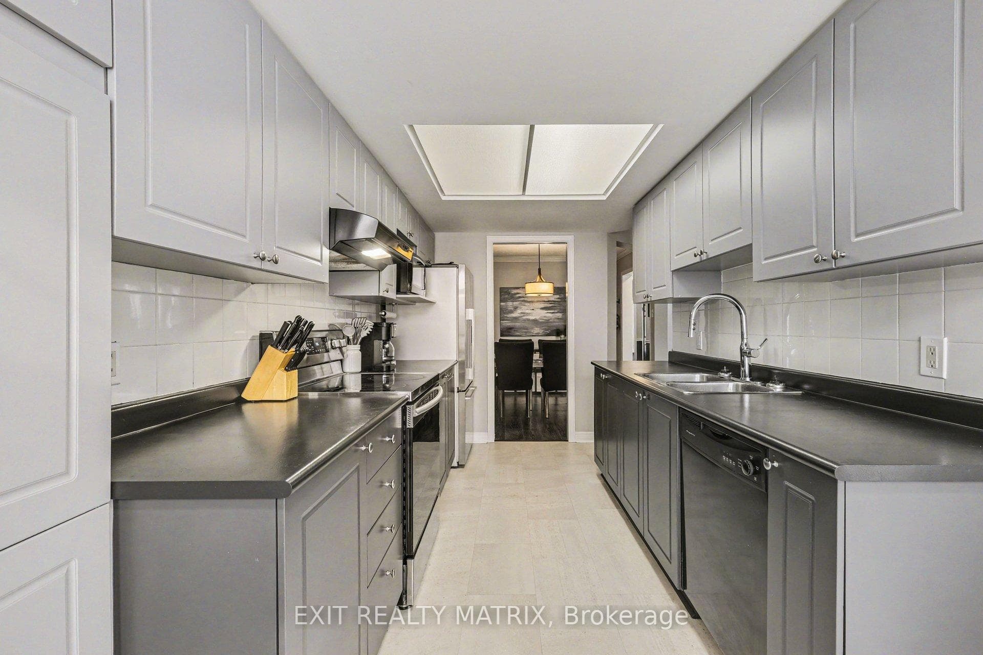 65 Locheland Crescent photo 17
