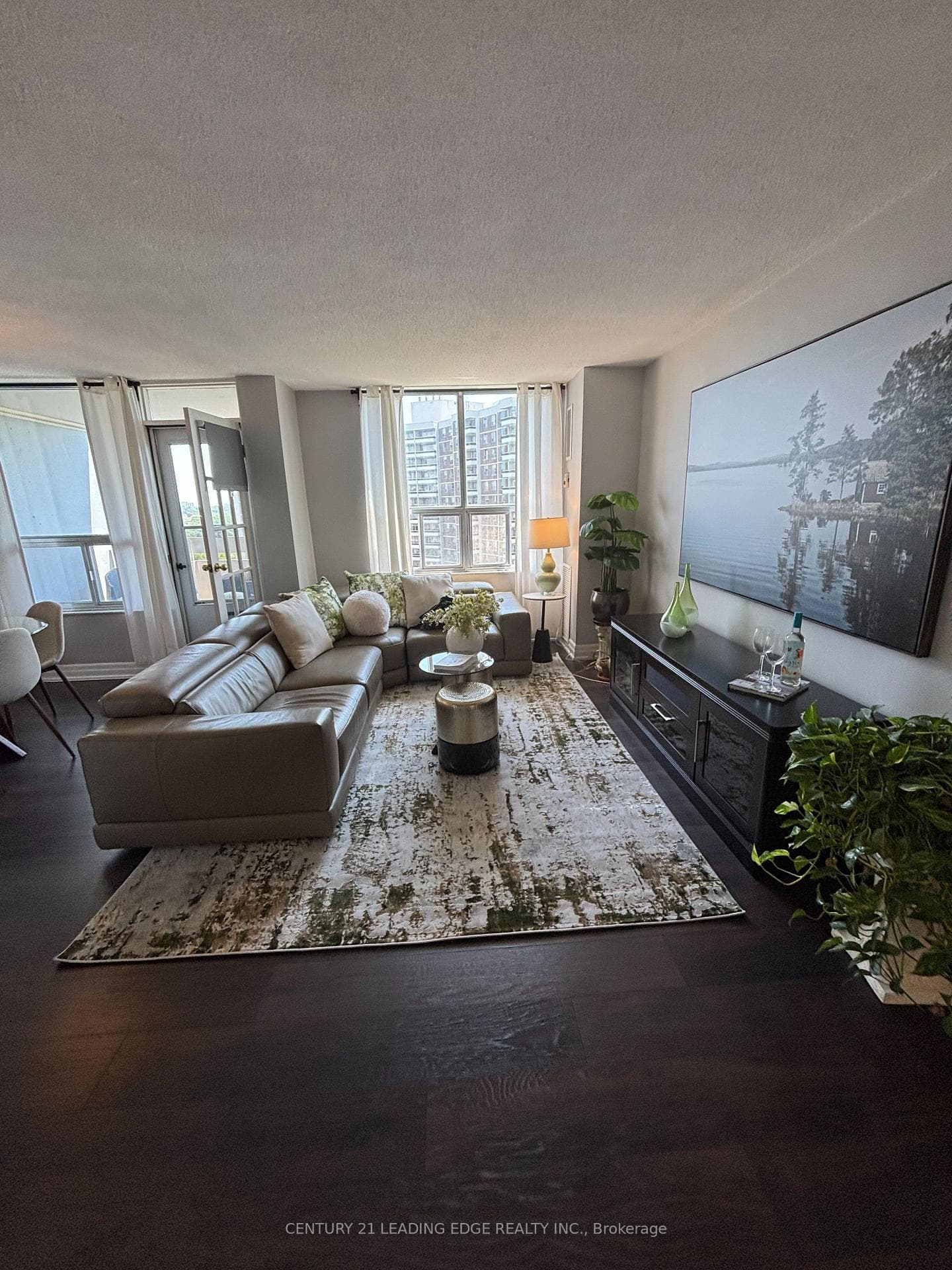 10 Edgecliff Golfway Unit 1704 photo 15
