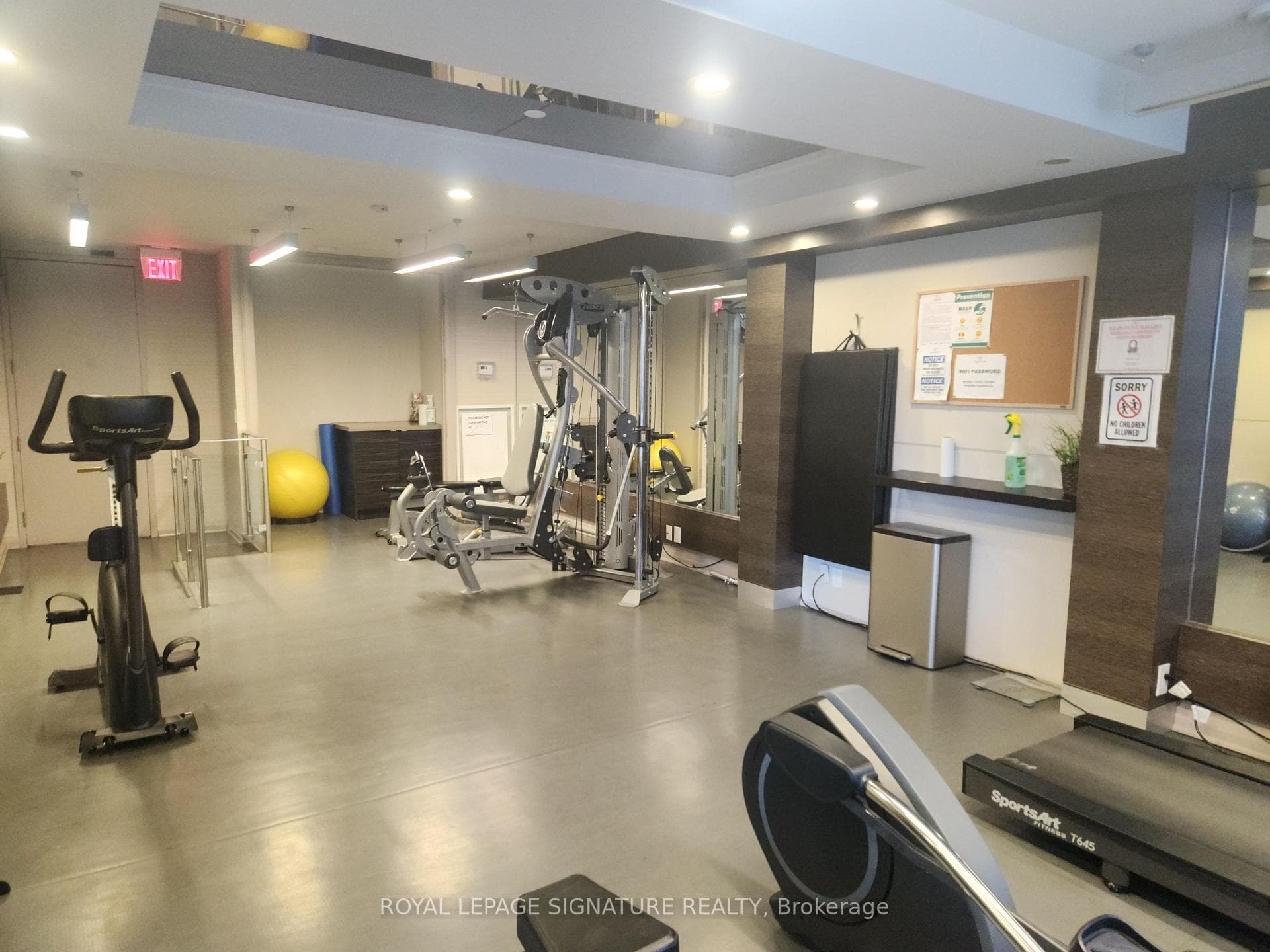 60 Annie Craig Drive Unit 809 photo 30