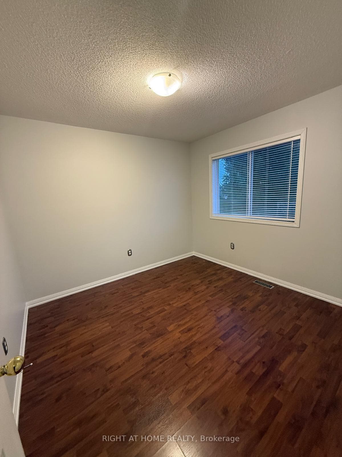 5013 Kempling Lane photo 31