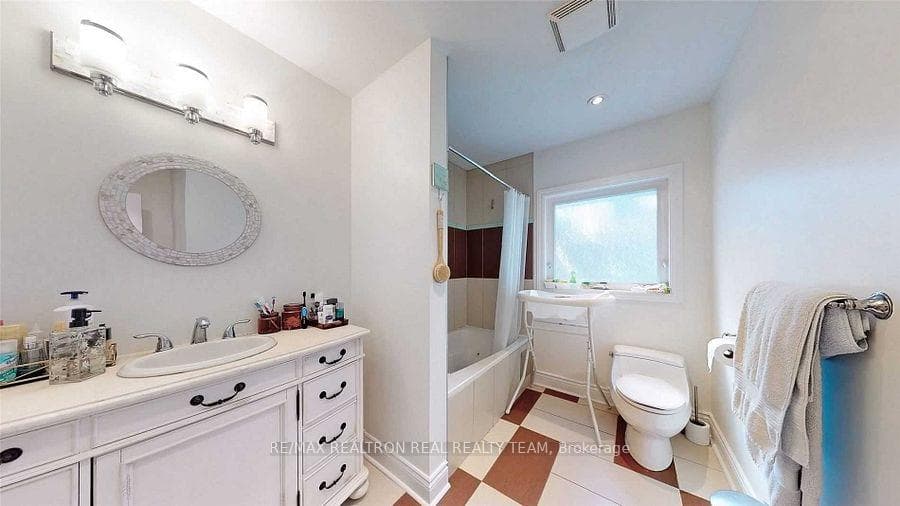 9 Denver Crescent photo 20