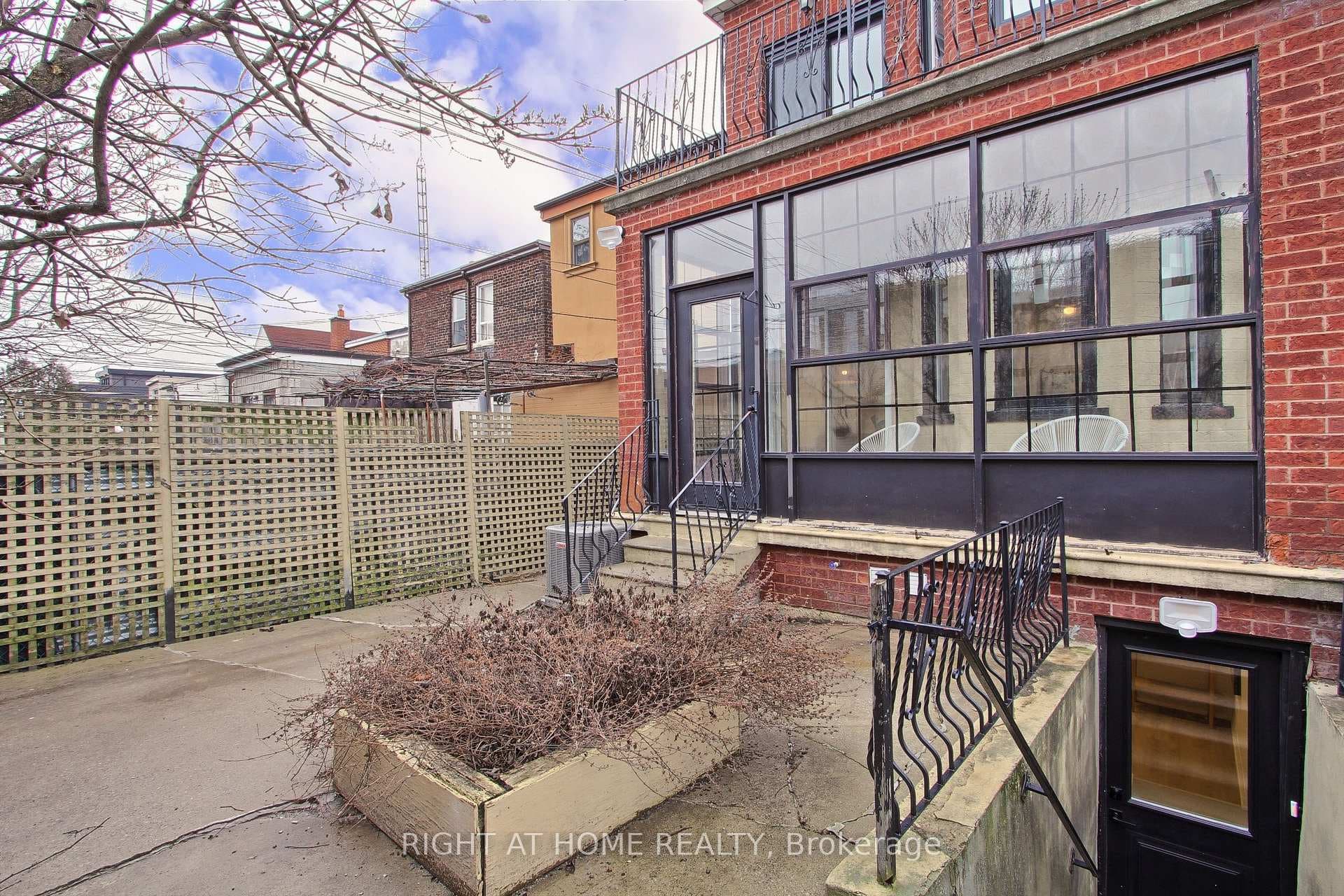 1201 Dovercourt Road Unit Unit 4 photo 10