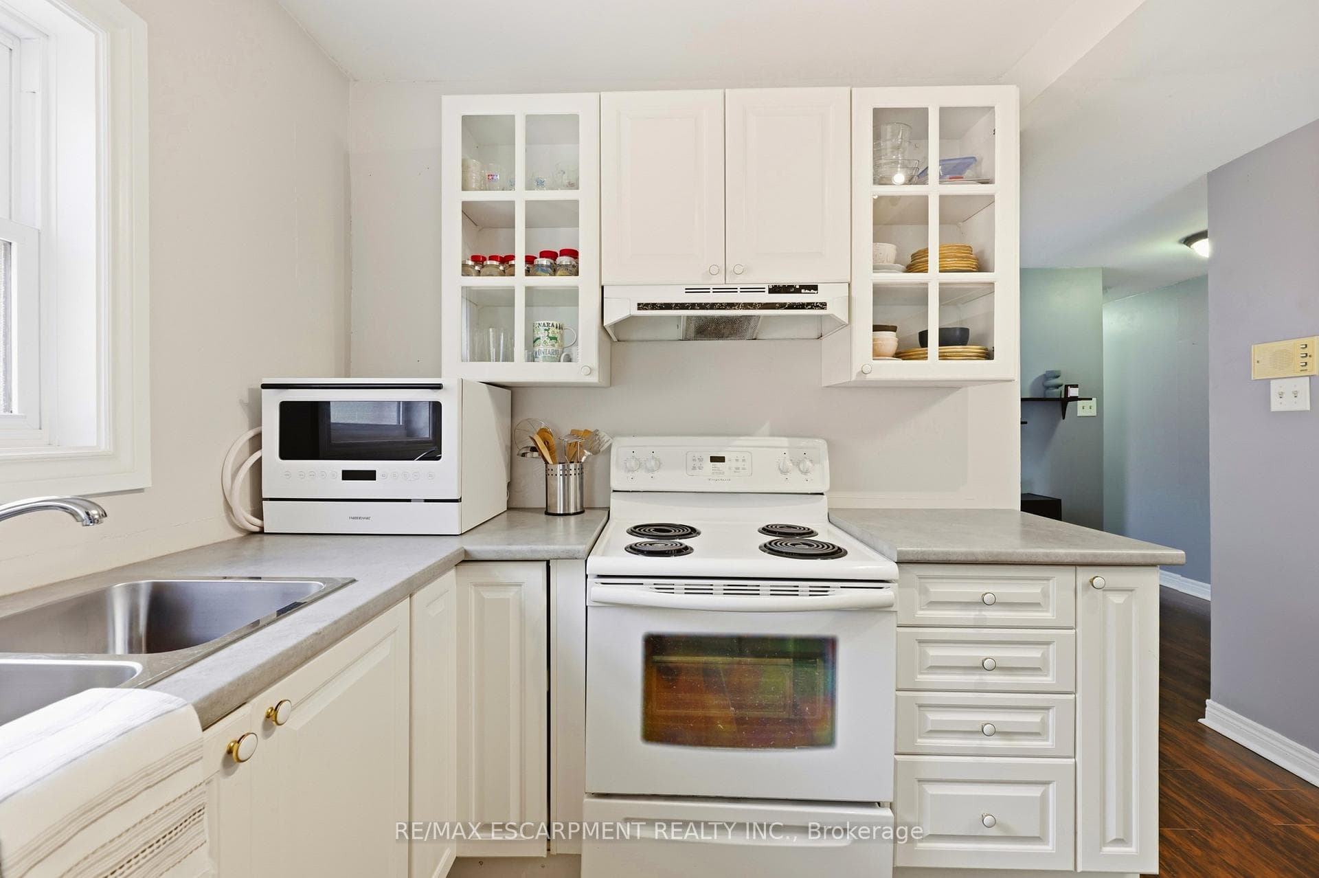 836 CONCESSION Street Unit 310 photo 12