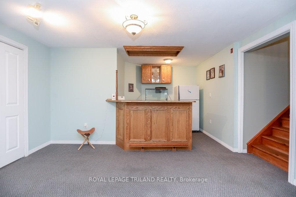 14 Poplar Street photo 32