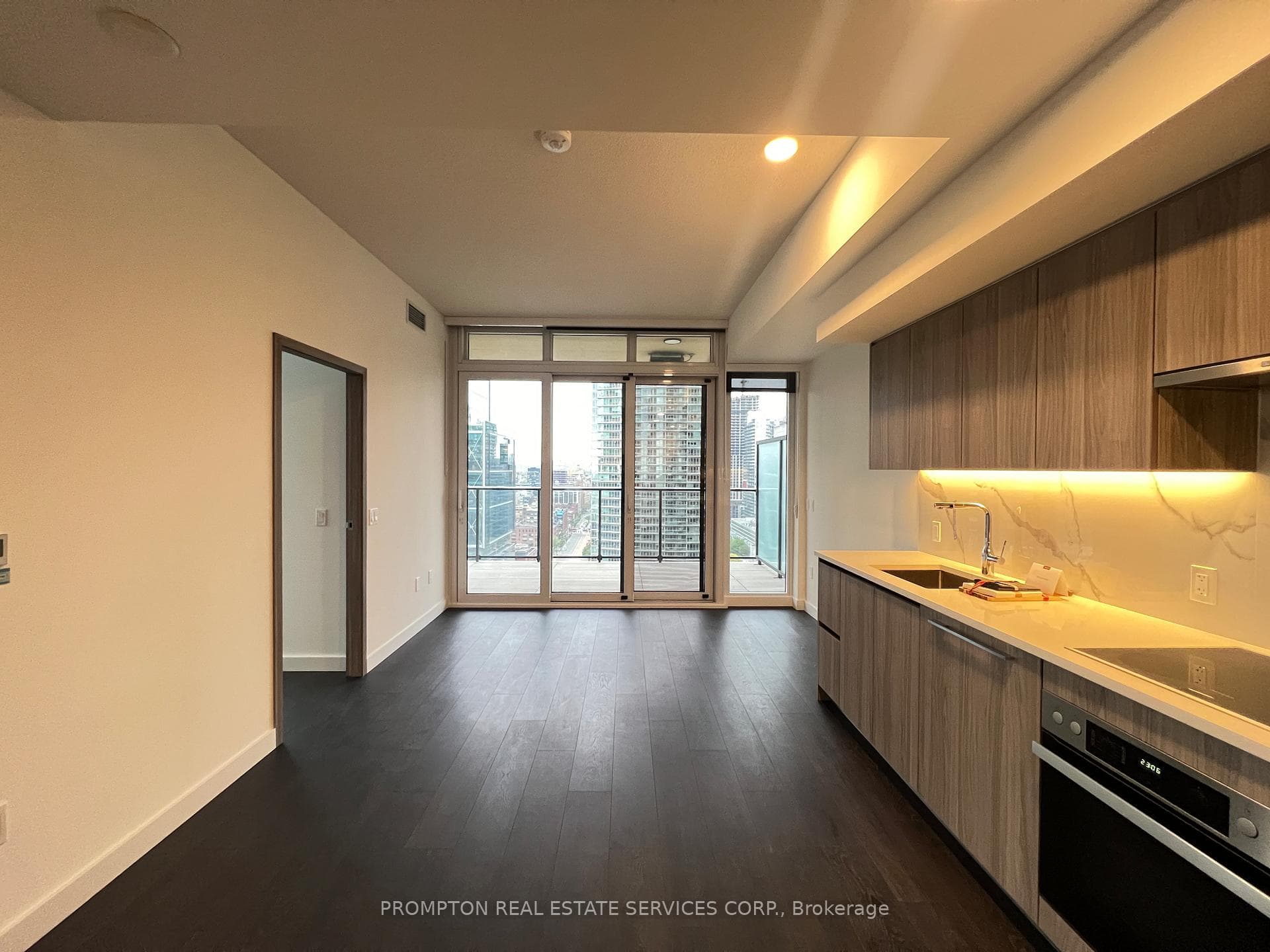 3 Concord Cityplace Way Unit 2503 photo 3
