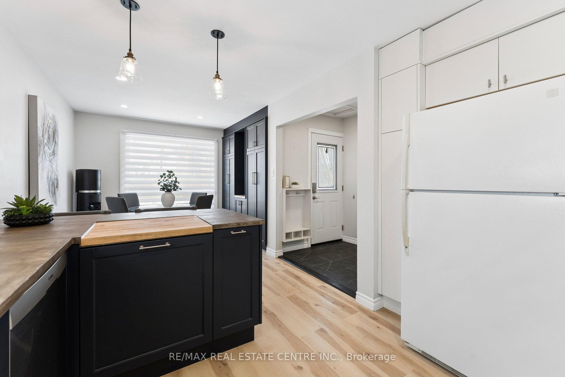 152 Primrose Crescent photo 20