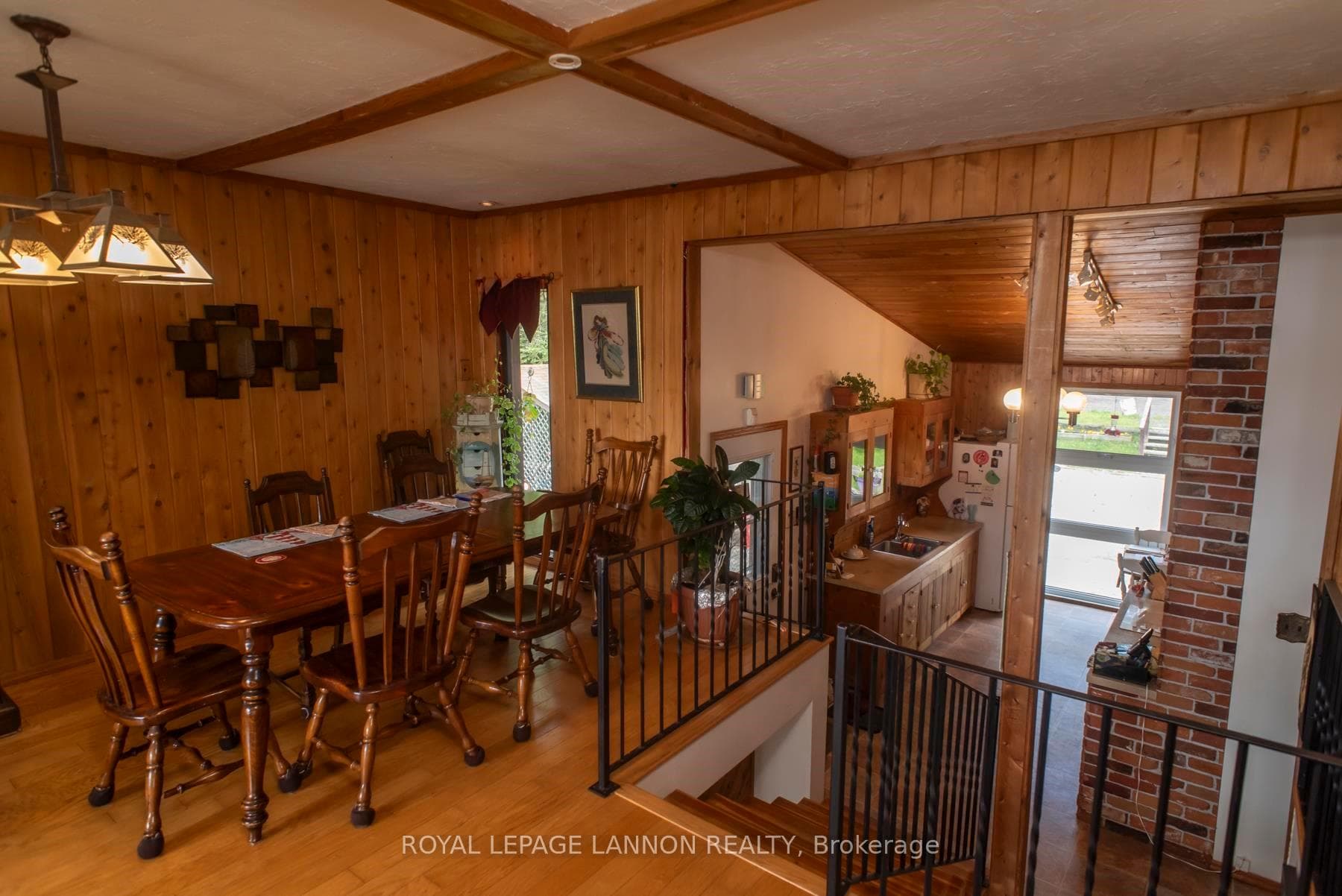 2411 Scott Drive photo 7