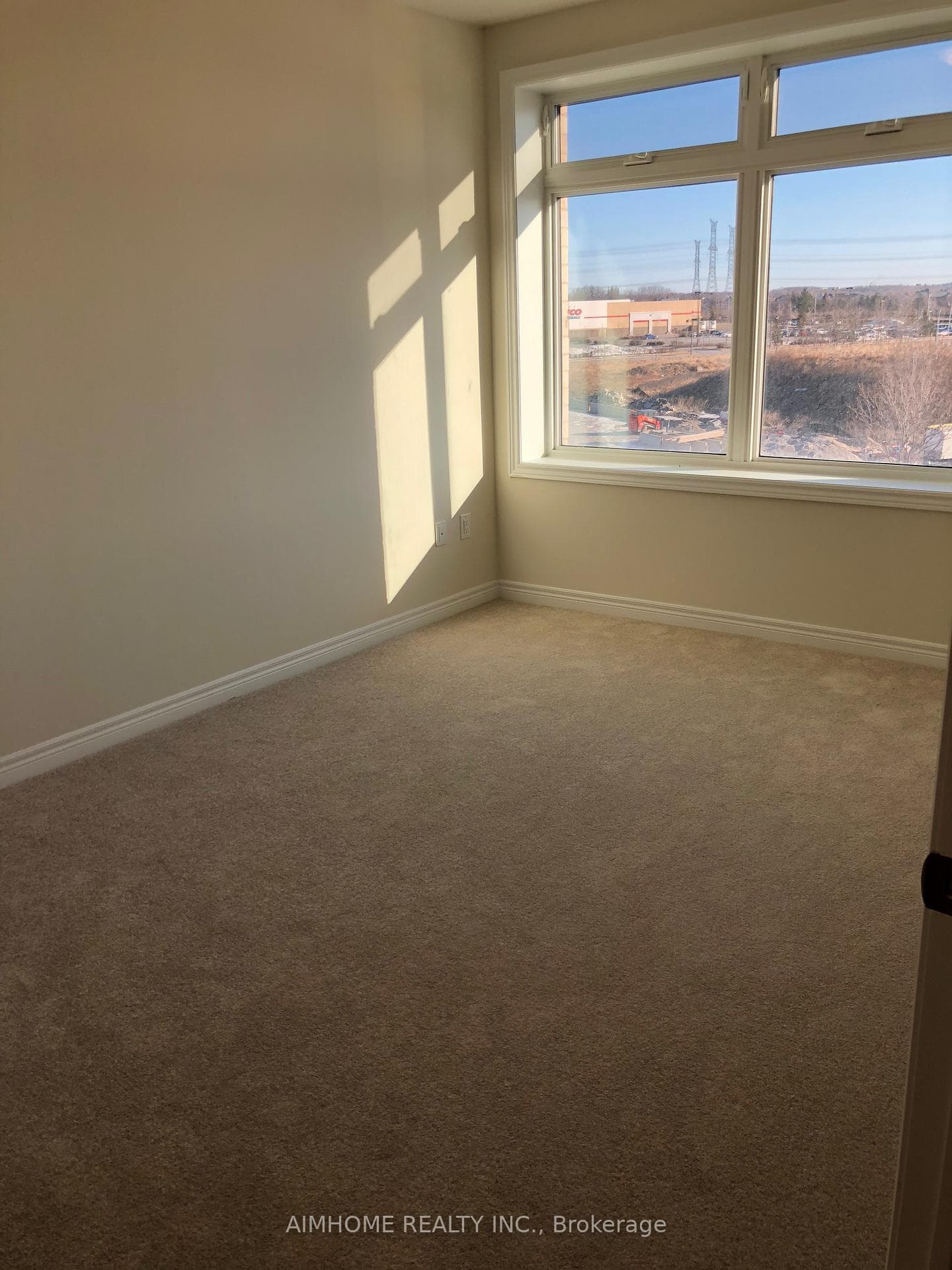 39 New Delhi Drive Unit 303 photo 8
