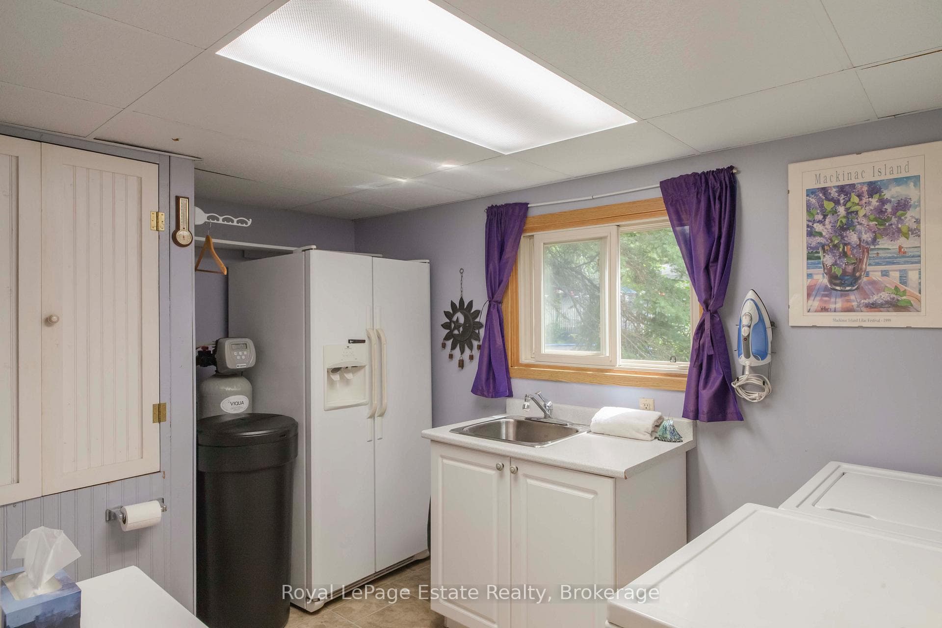326 Lindsay Street photo 36